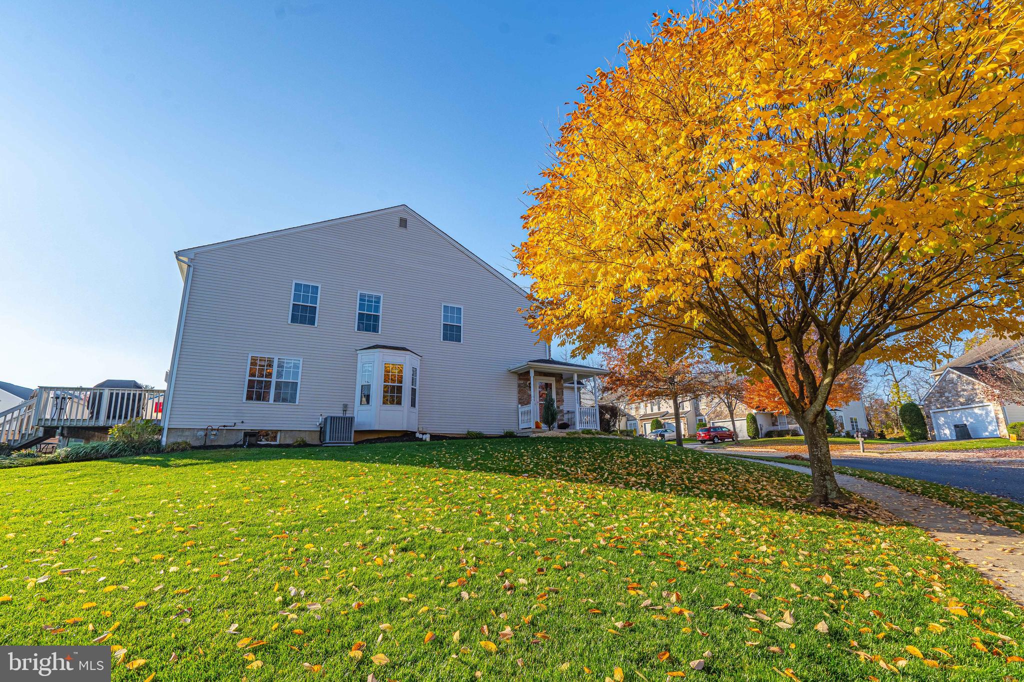 TOWNS @ HIGHLAND - Residential