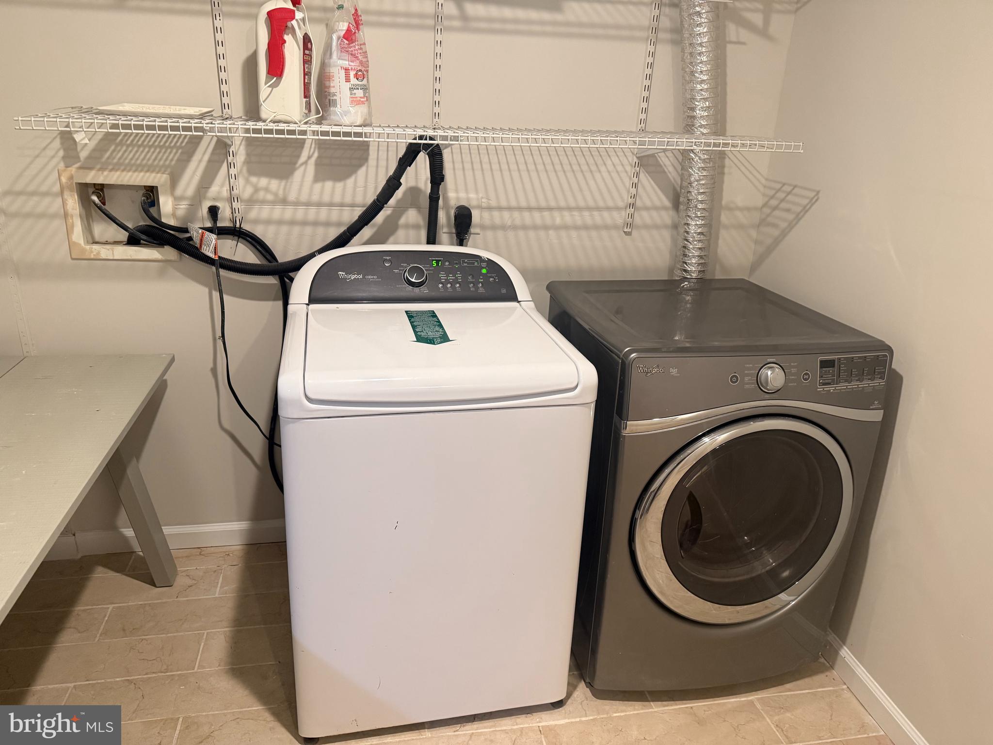 HOWARD SQUARE - Residential Lease