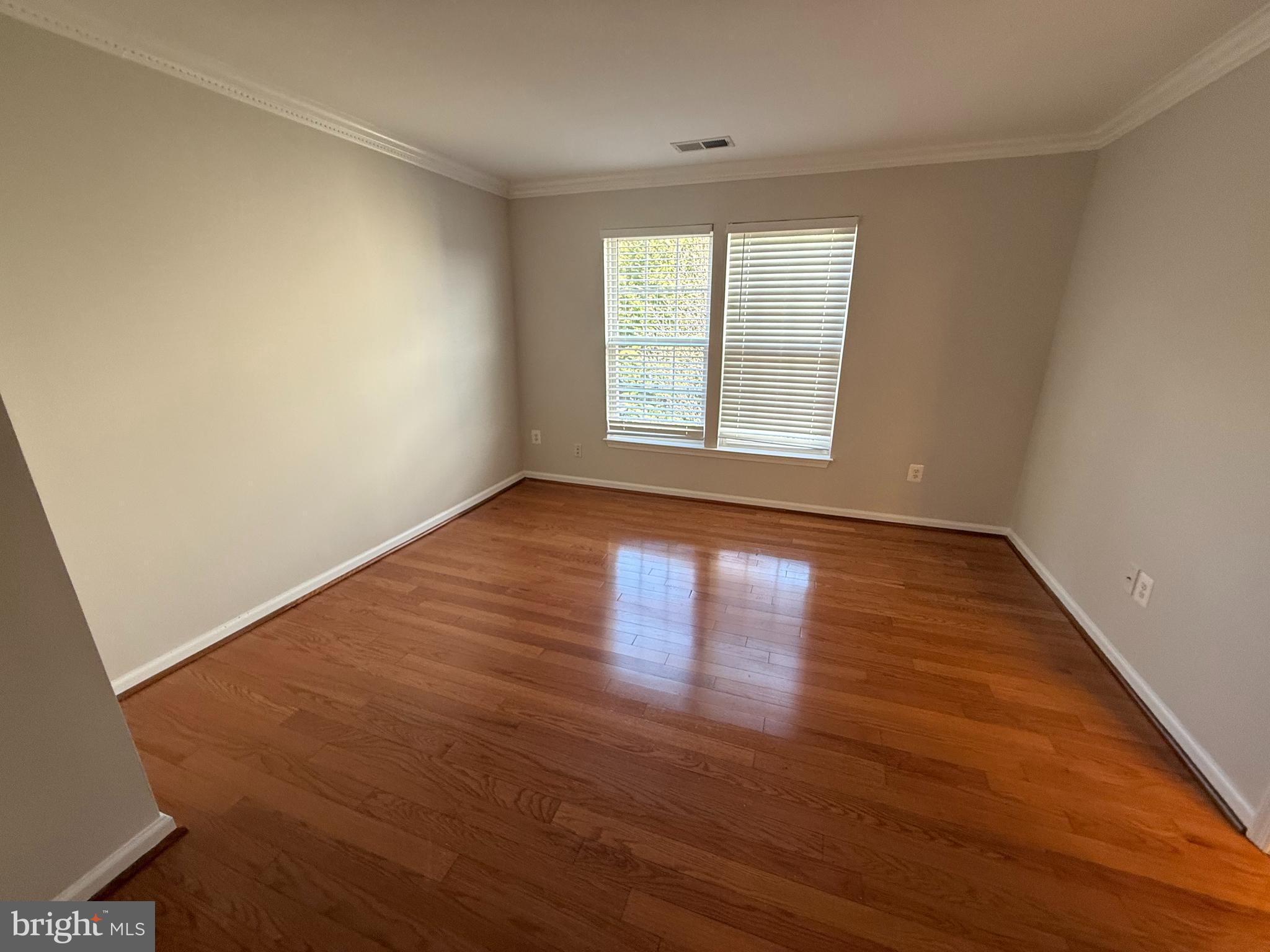 HOWARD SQUARE - Residential Lease