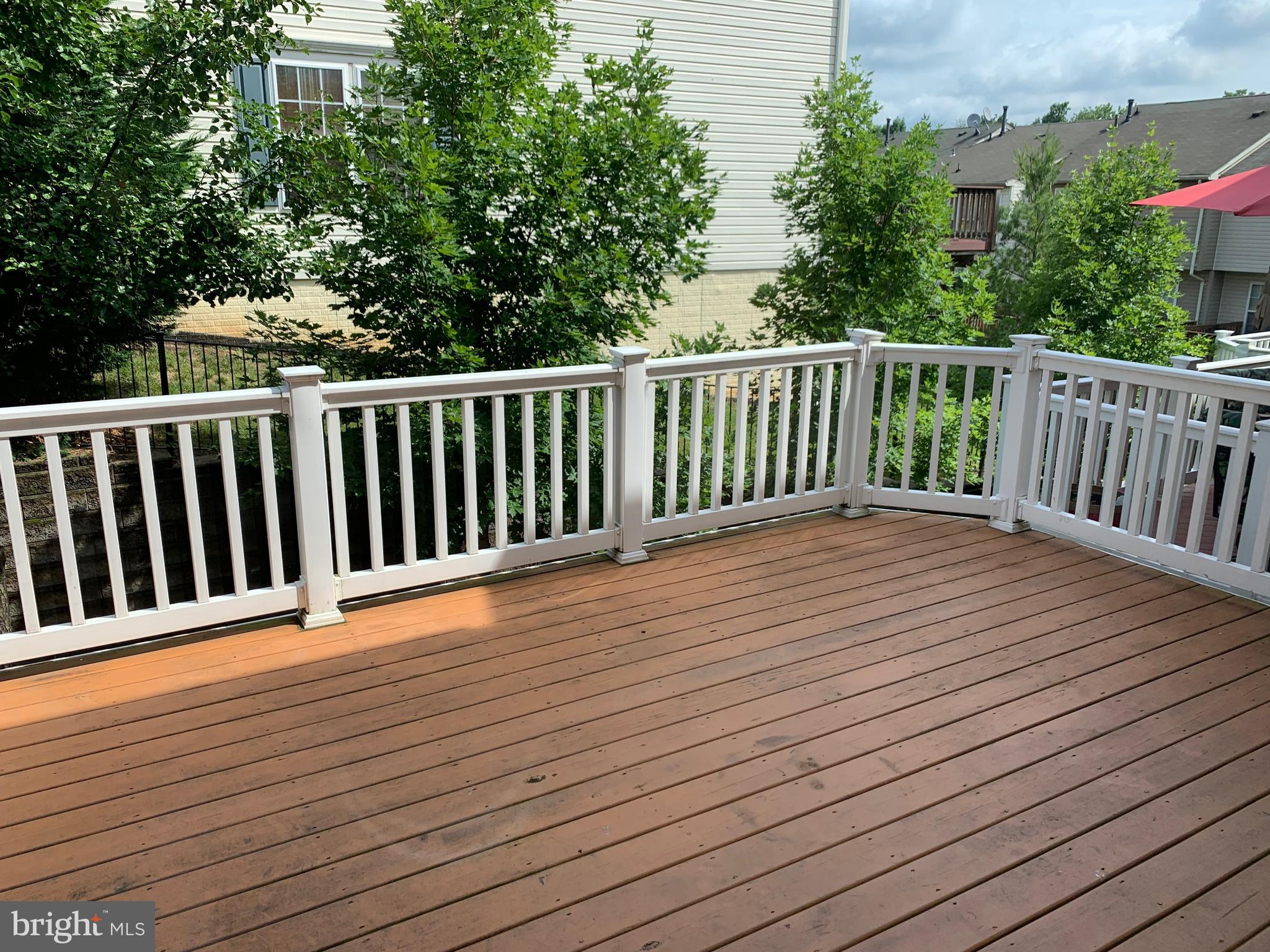 HOWARD SQUARE - Residential Lease