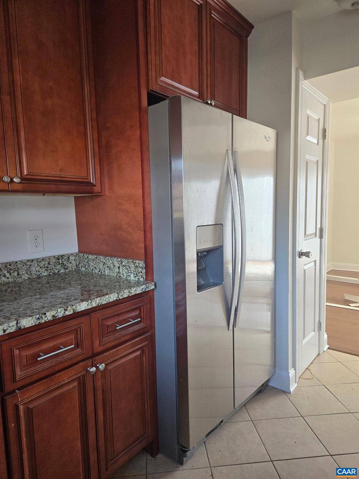 UNKNOWN - Residential Lease