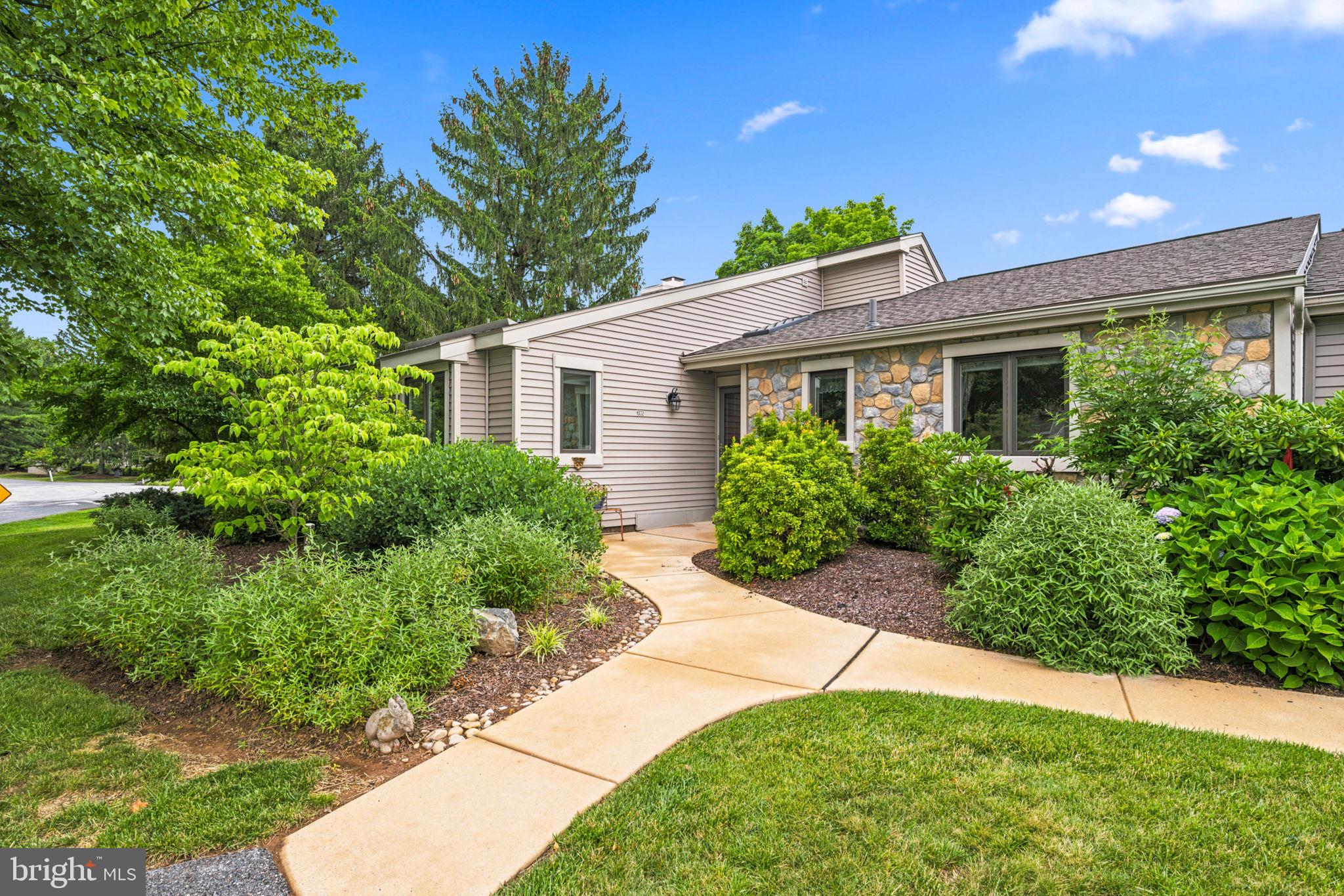 602 FRANKLIN WAY 602