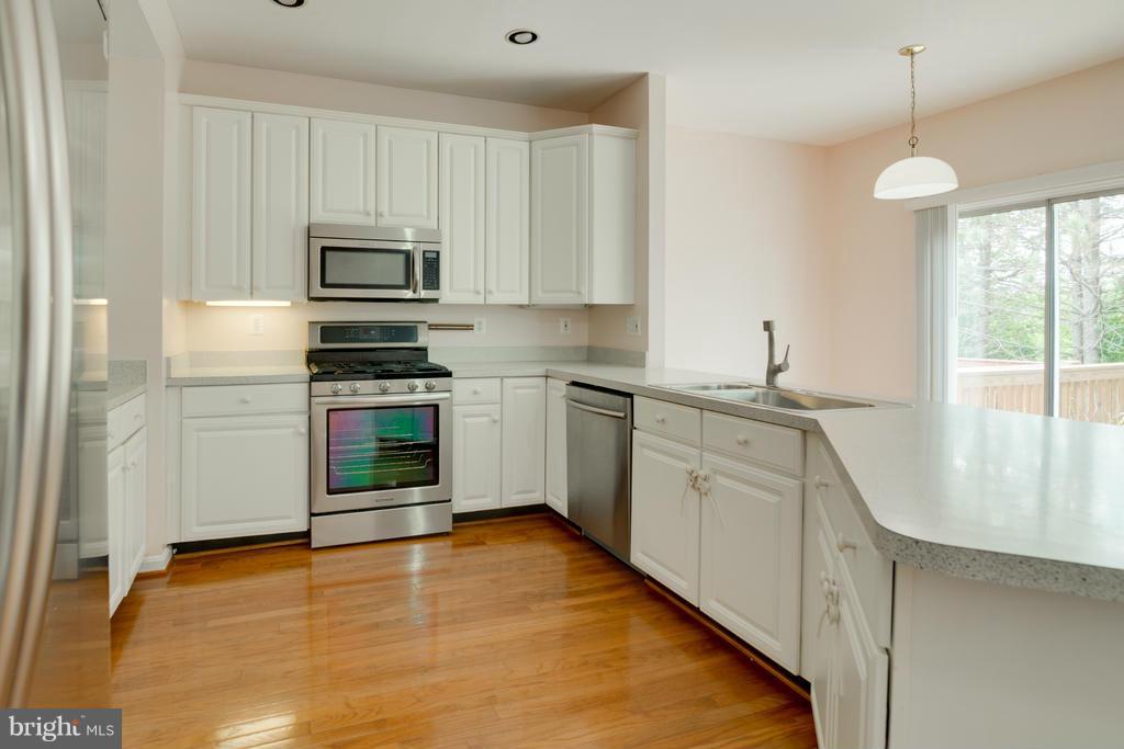 ARMISTEAD PARK - Residential Lease