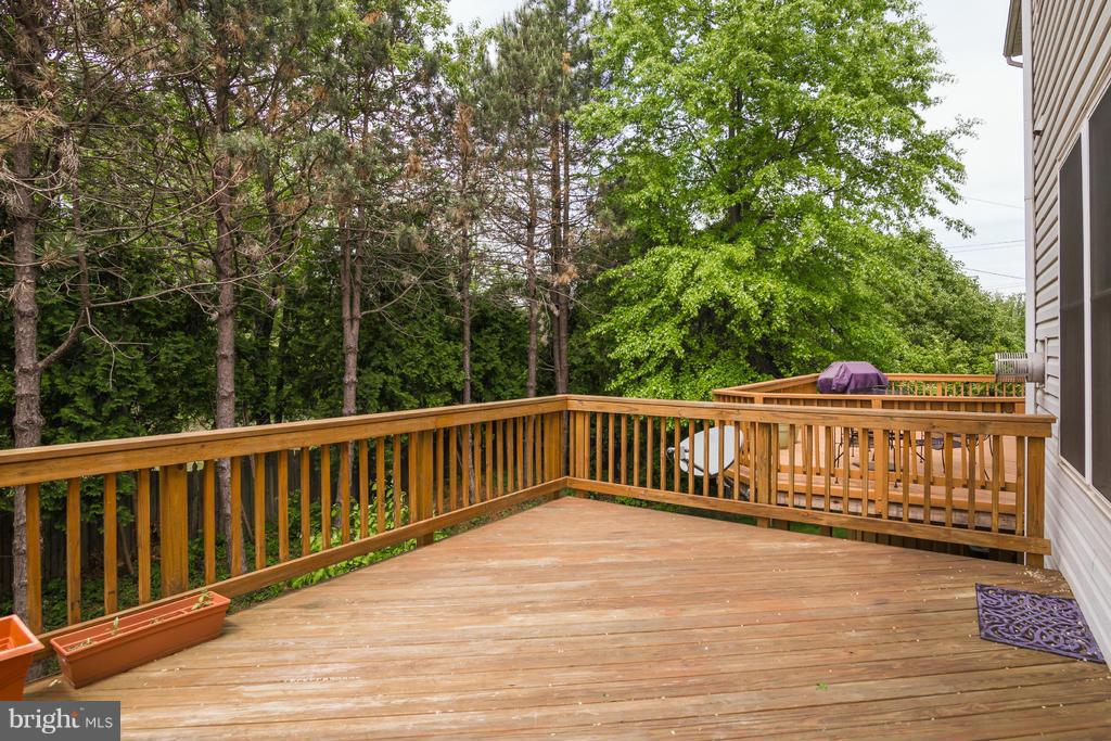 ARMISTEAD PARK - Residential Lease