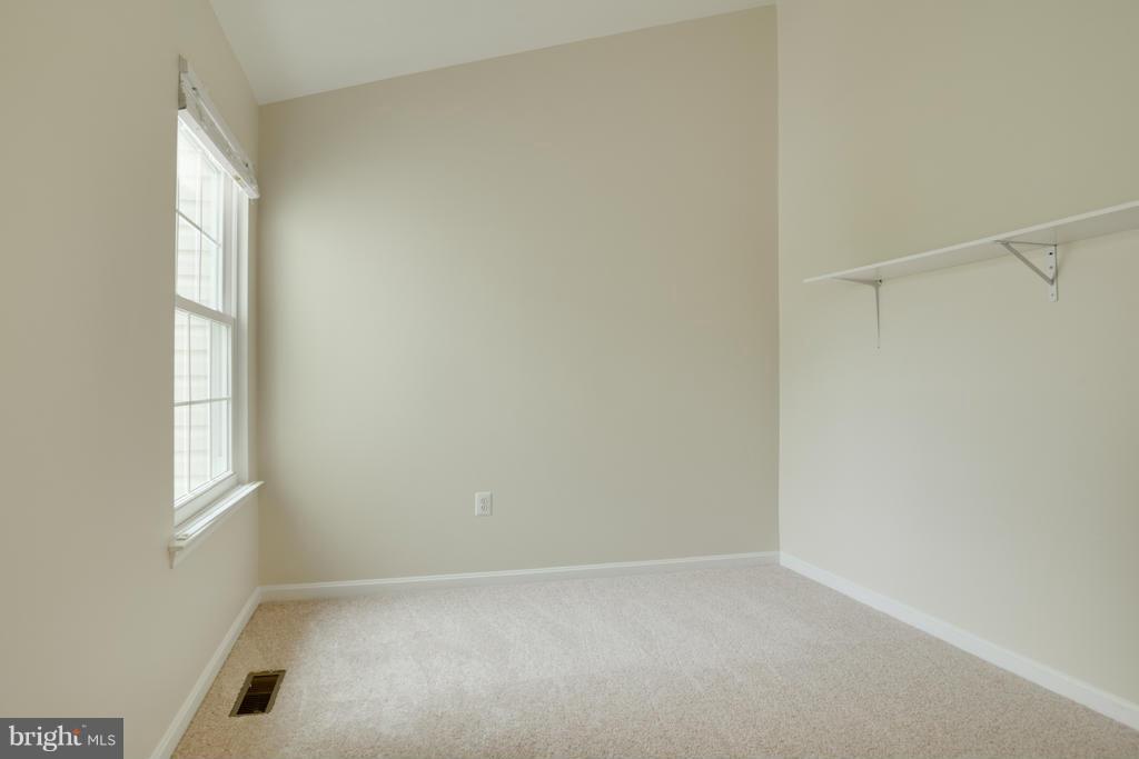 ARMISTEAD PARK - Residential Lease