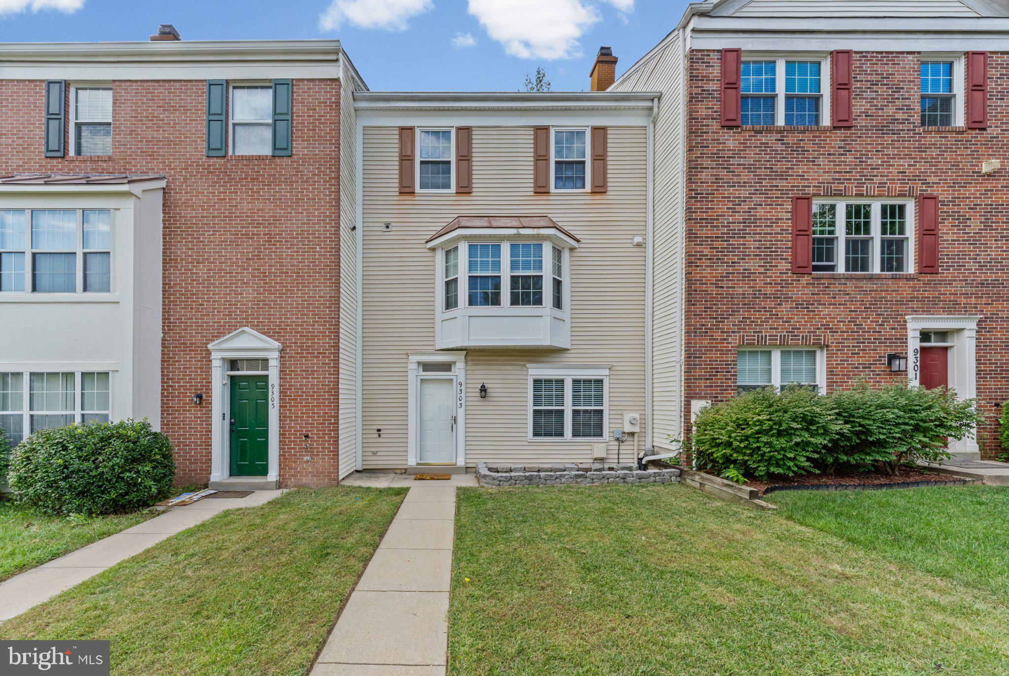 9303 FRENSHAM COURT