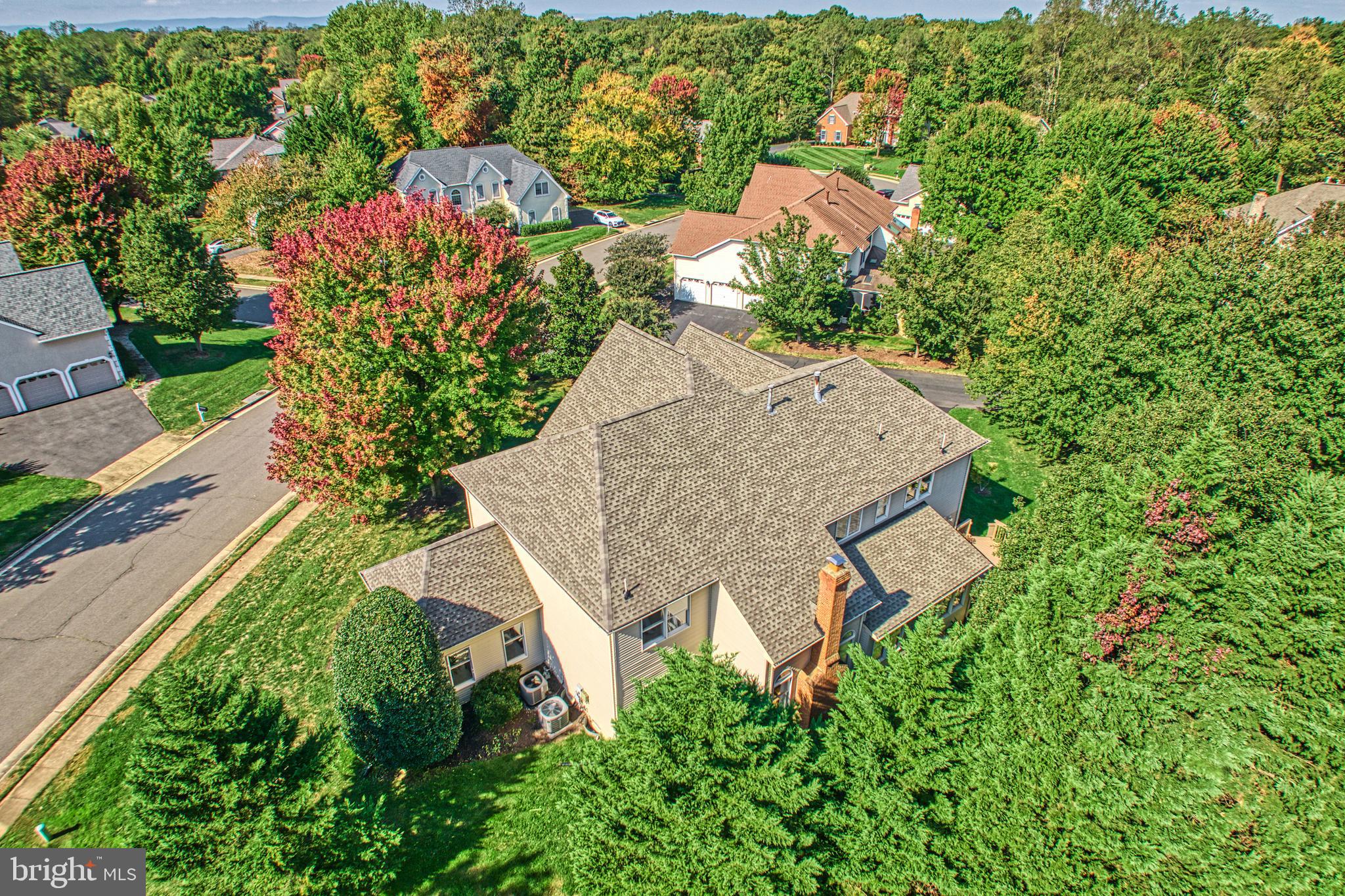 OAKTON RIDGE - Residential