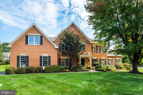 12704 AUTUMN CREST DRIVE HERNDON VA 20171