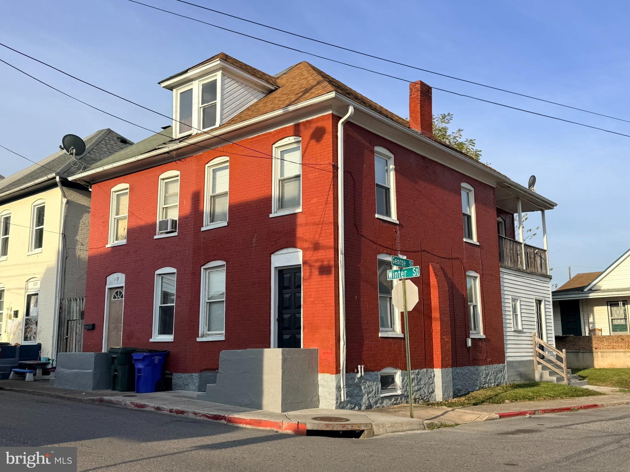 121 WINTER STREET
