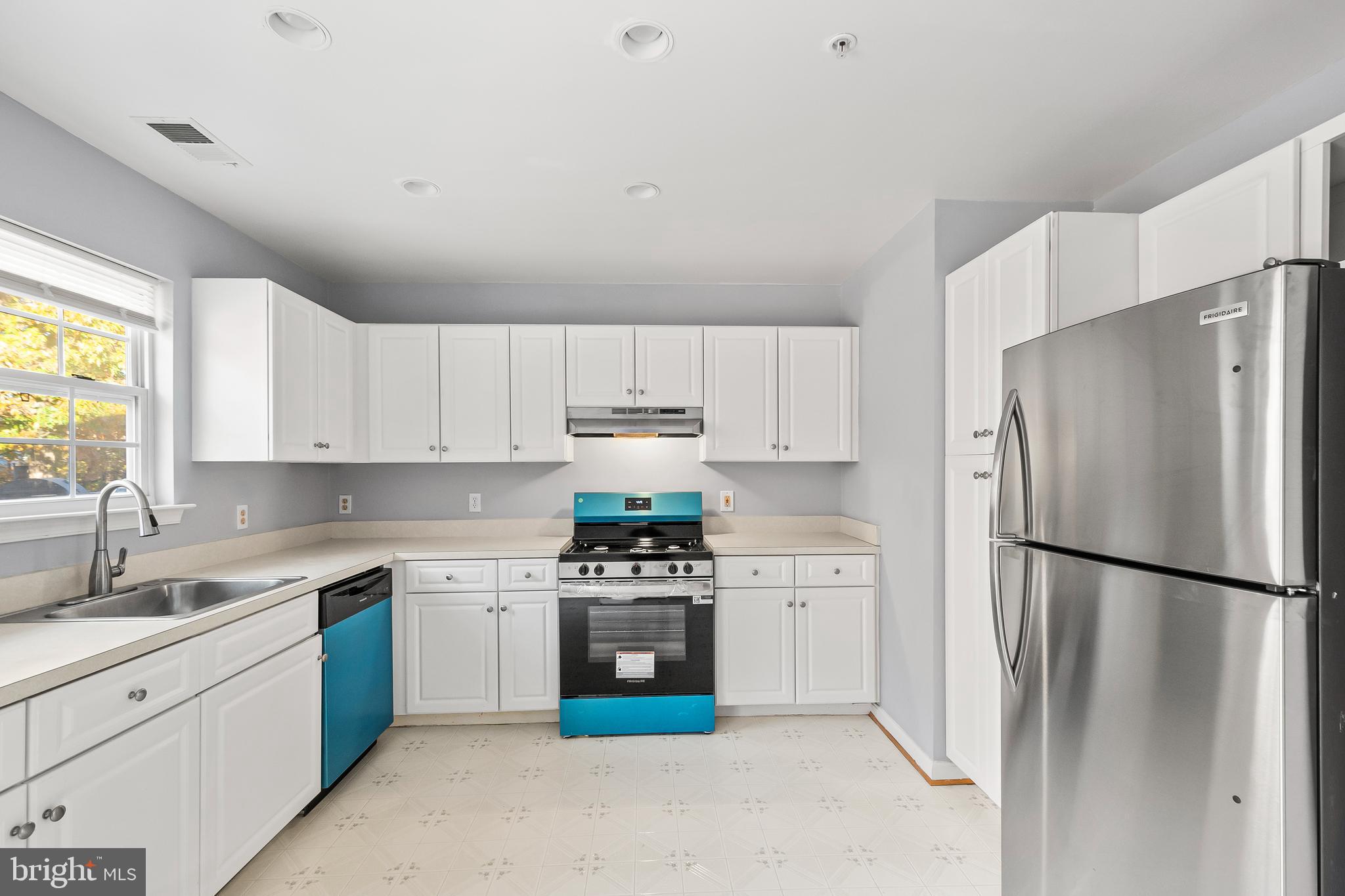 SYLVAN HEIGHTS PLAT 1> - Residential Lease