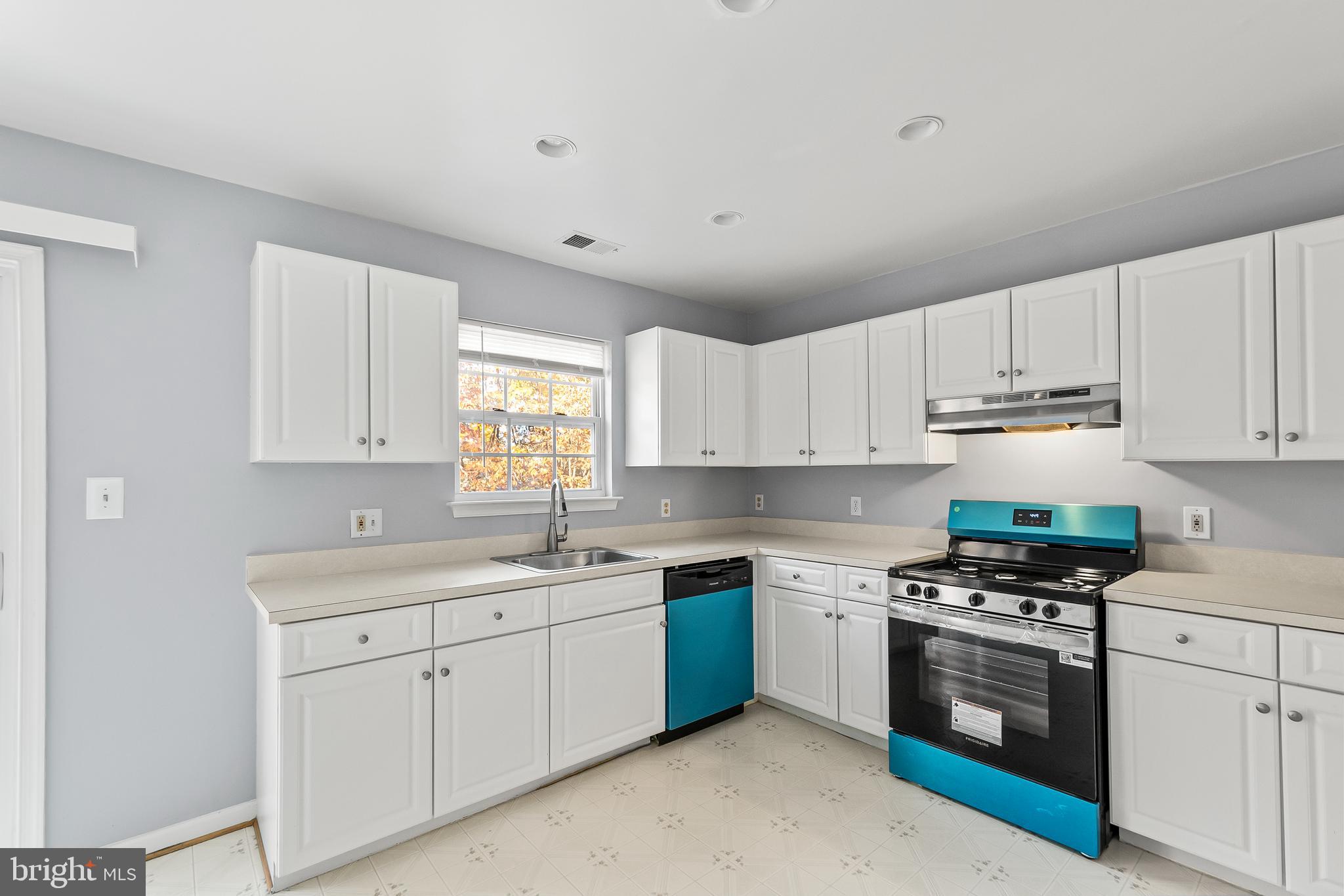 SYLVAN HEIGHTS PLAT 1> - Residential Lease