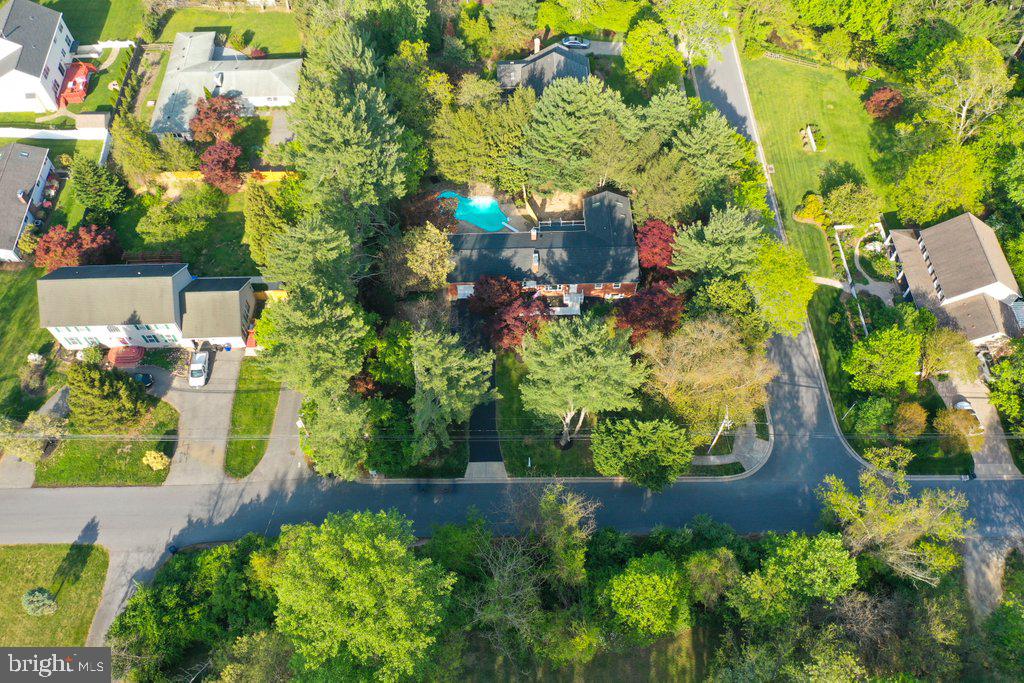 6113 JERRYS DRIVE