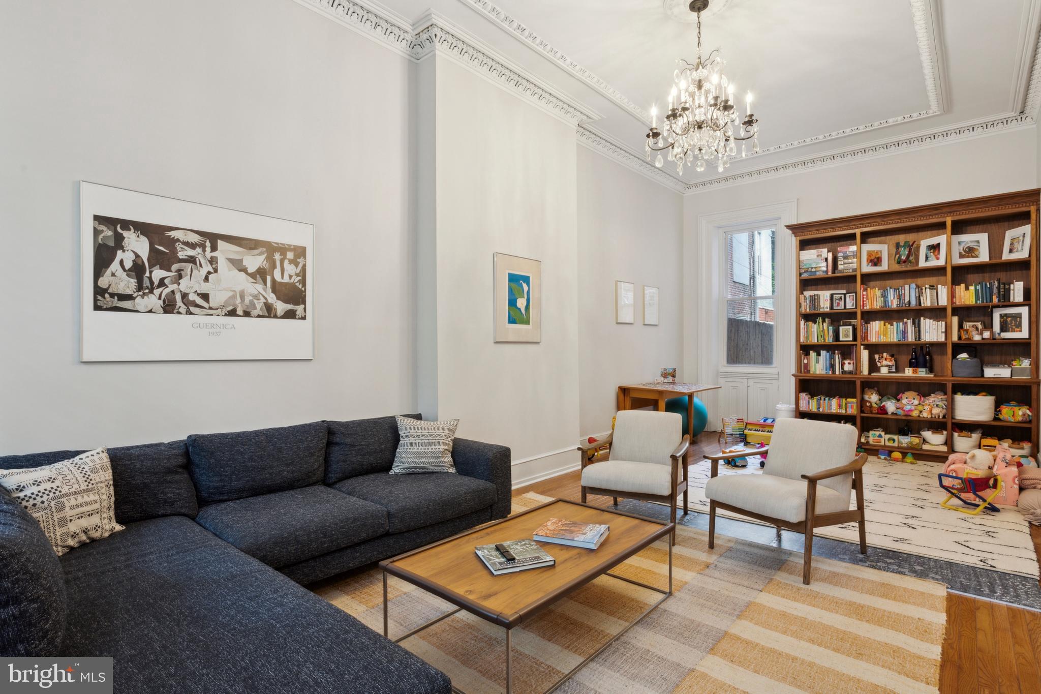 FAIRMOUNT - Residential