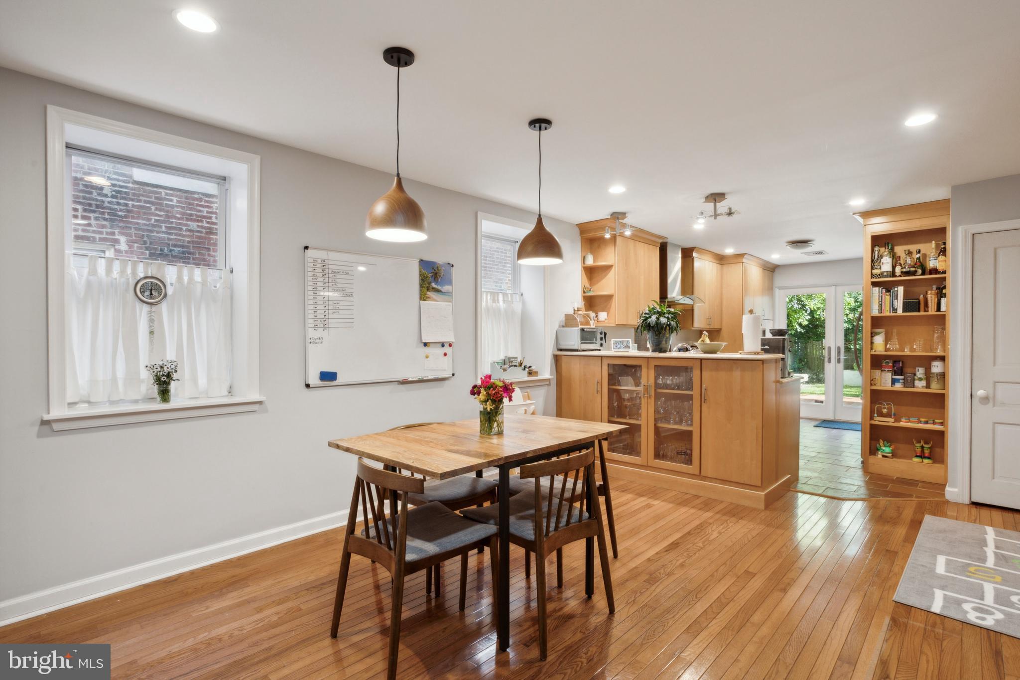 FAIRMOUNT - Residential