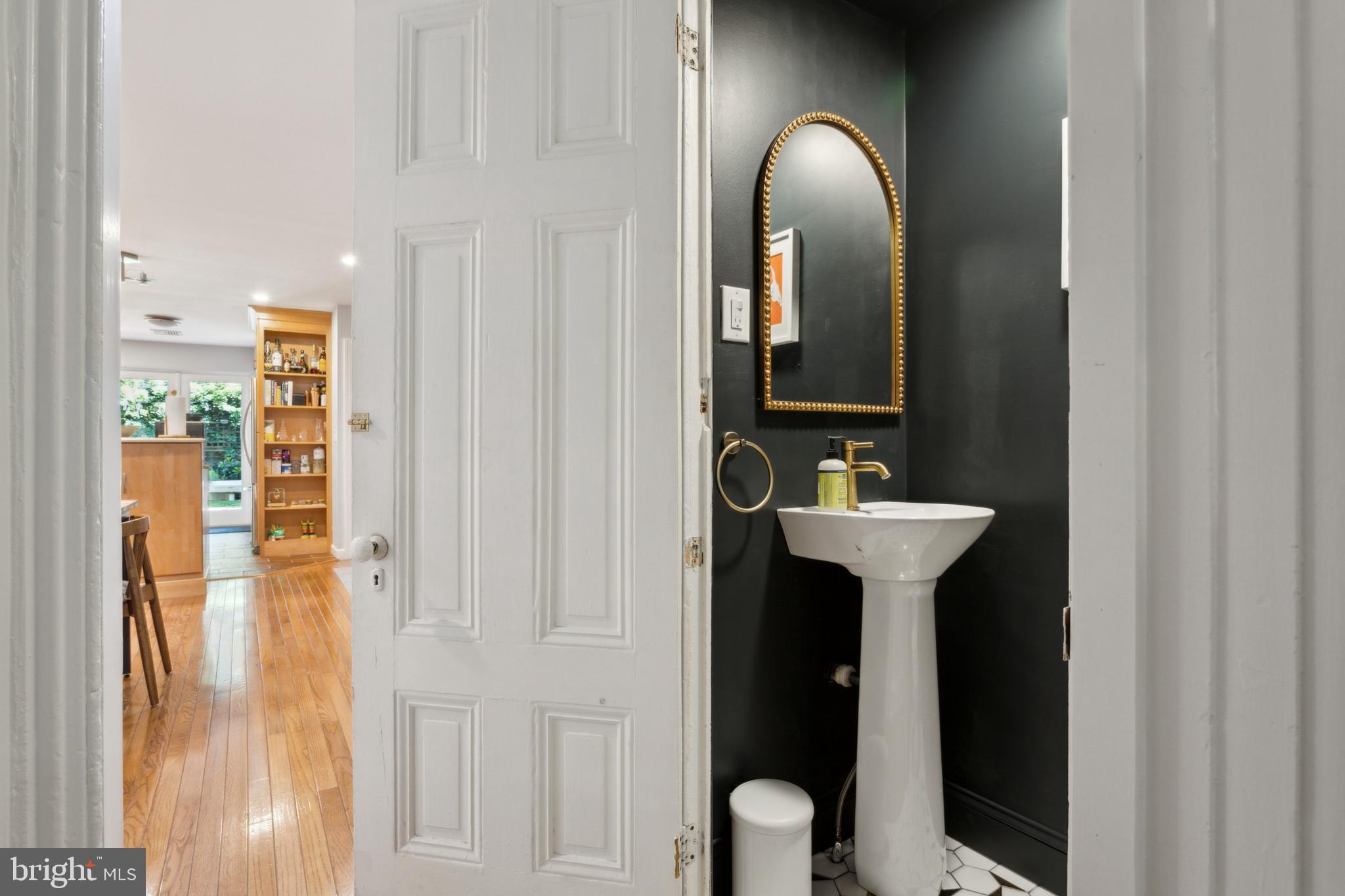 FAIRMOUNT - Residential