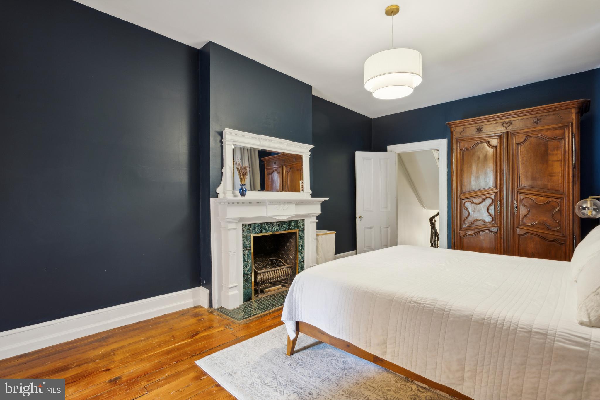 FAIRMOUNT - Residential