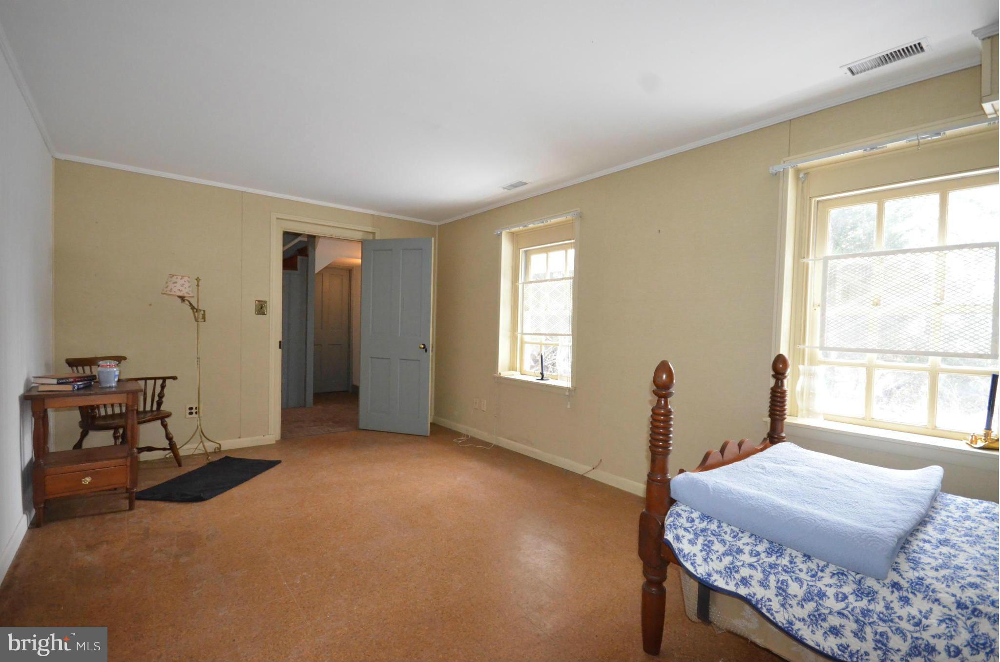 POPLAR HILL - Residential