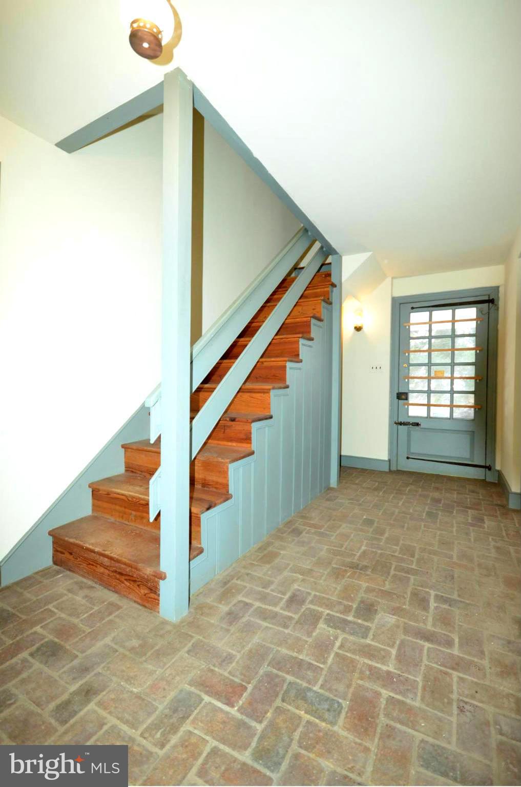 POPLAR HILL - Residential