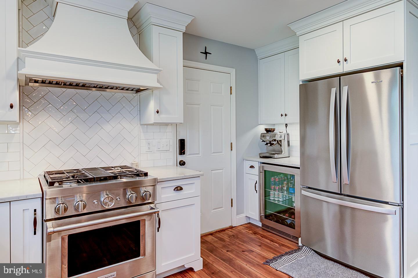 QUAIL HILL - Residential