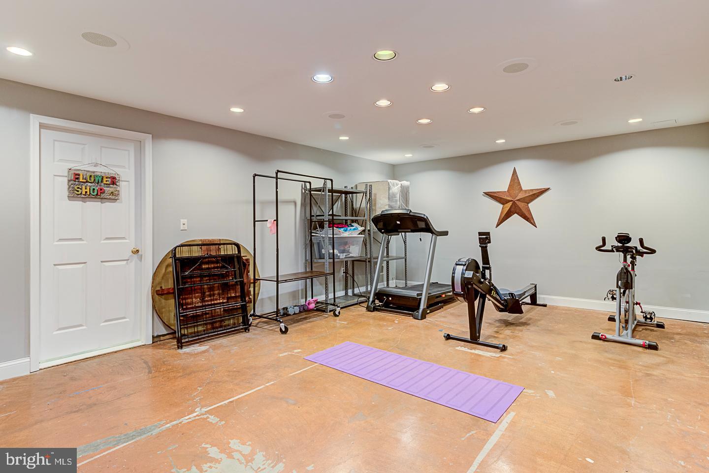 QUAIL HILL - Residential