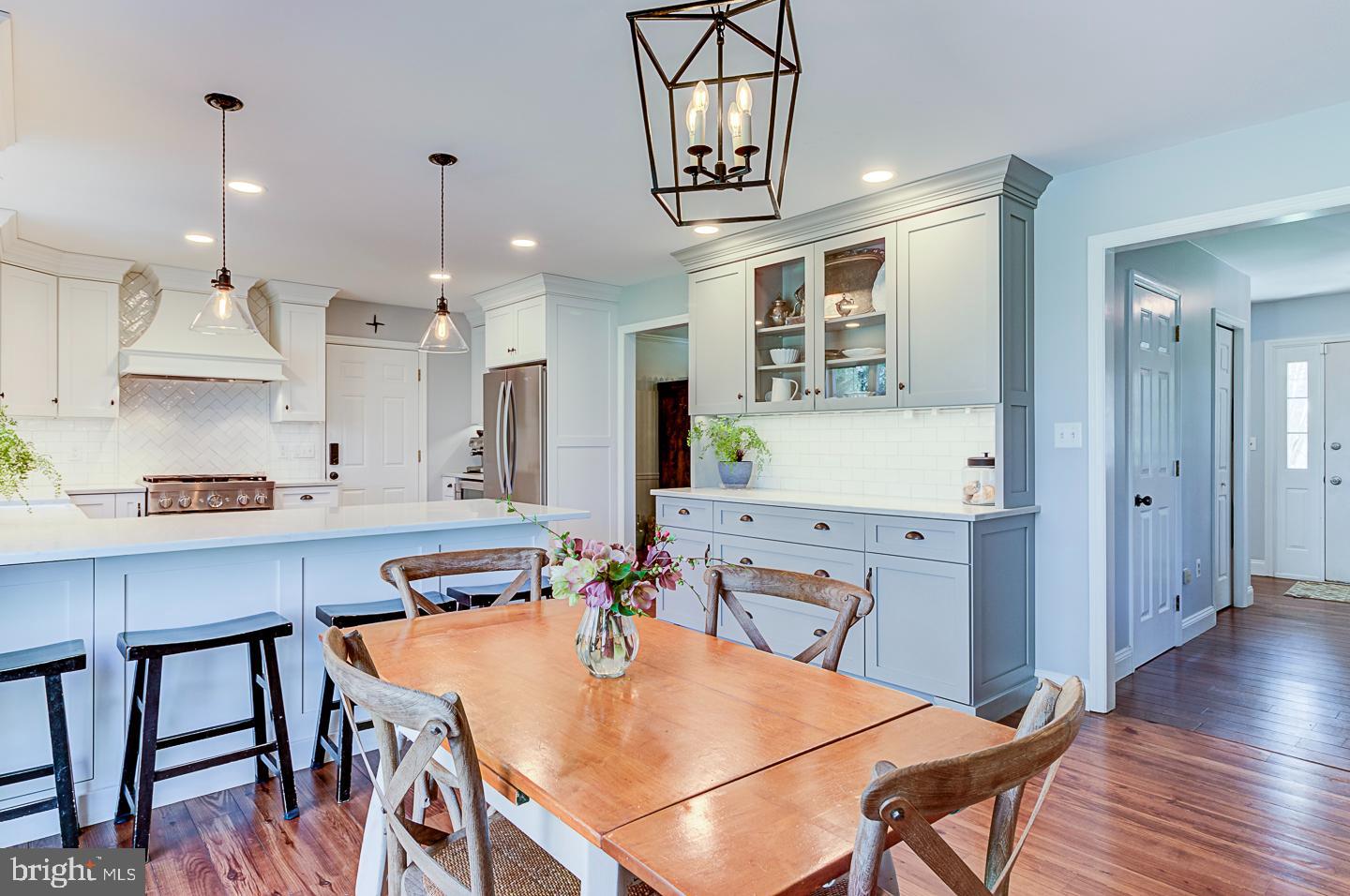 QUAIL HILL - Residential