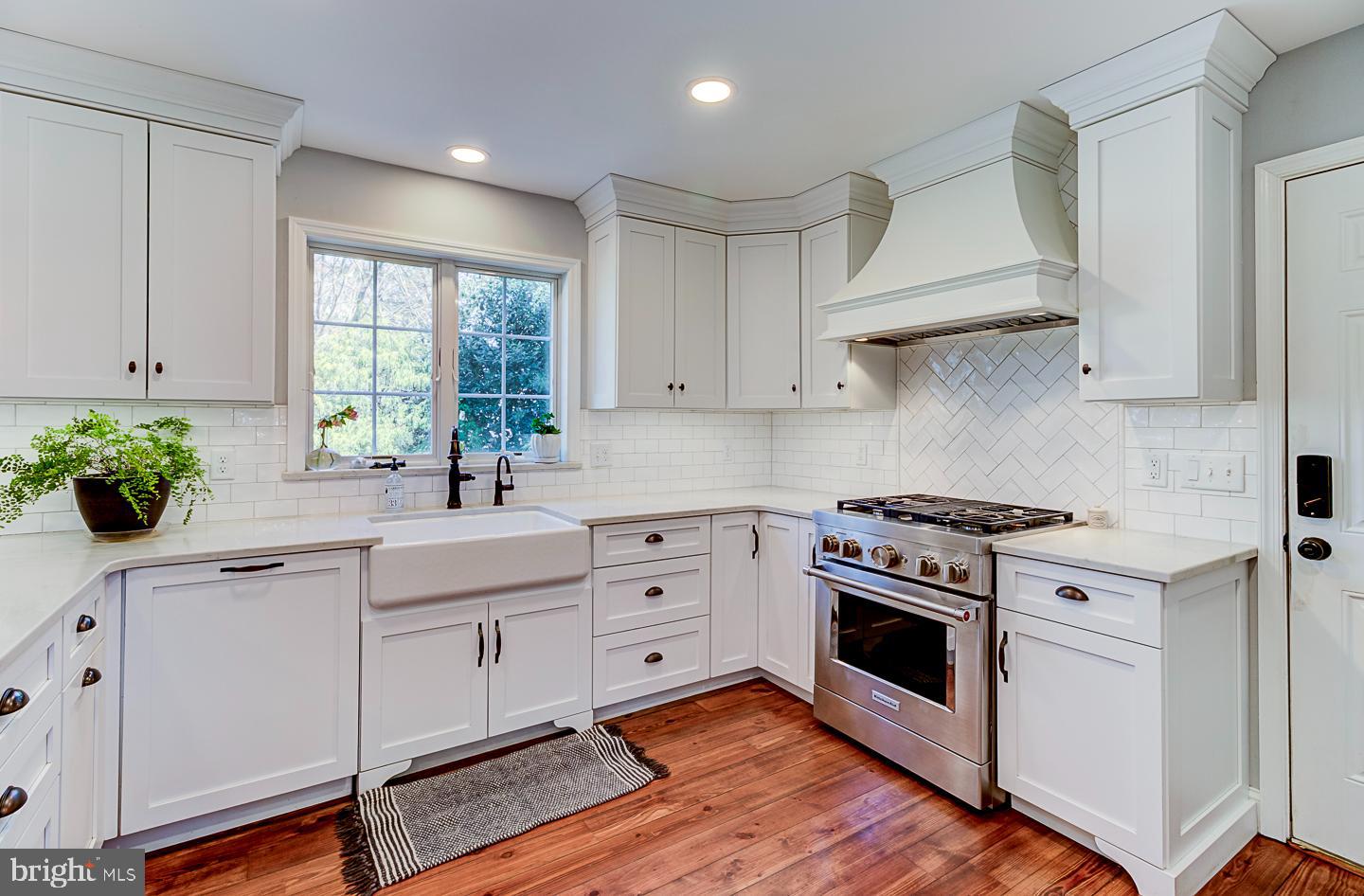 QUAIL HILL - Residential