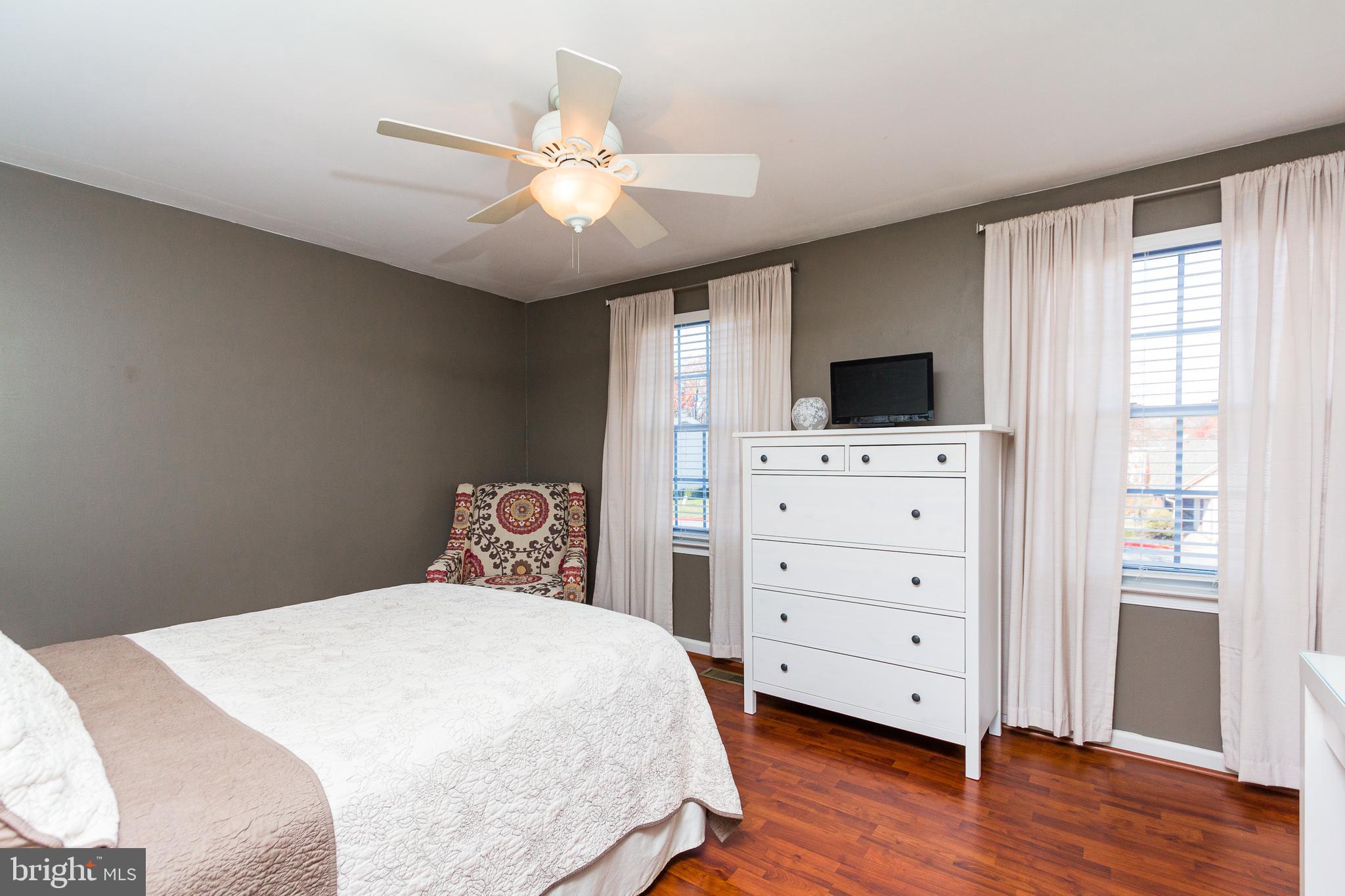 MARINER'S COVE - Residential