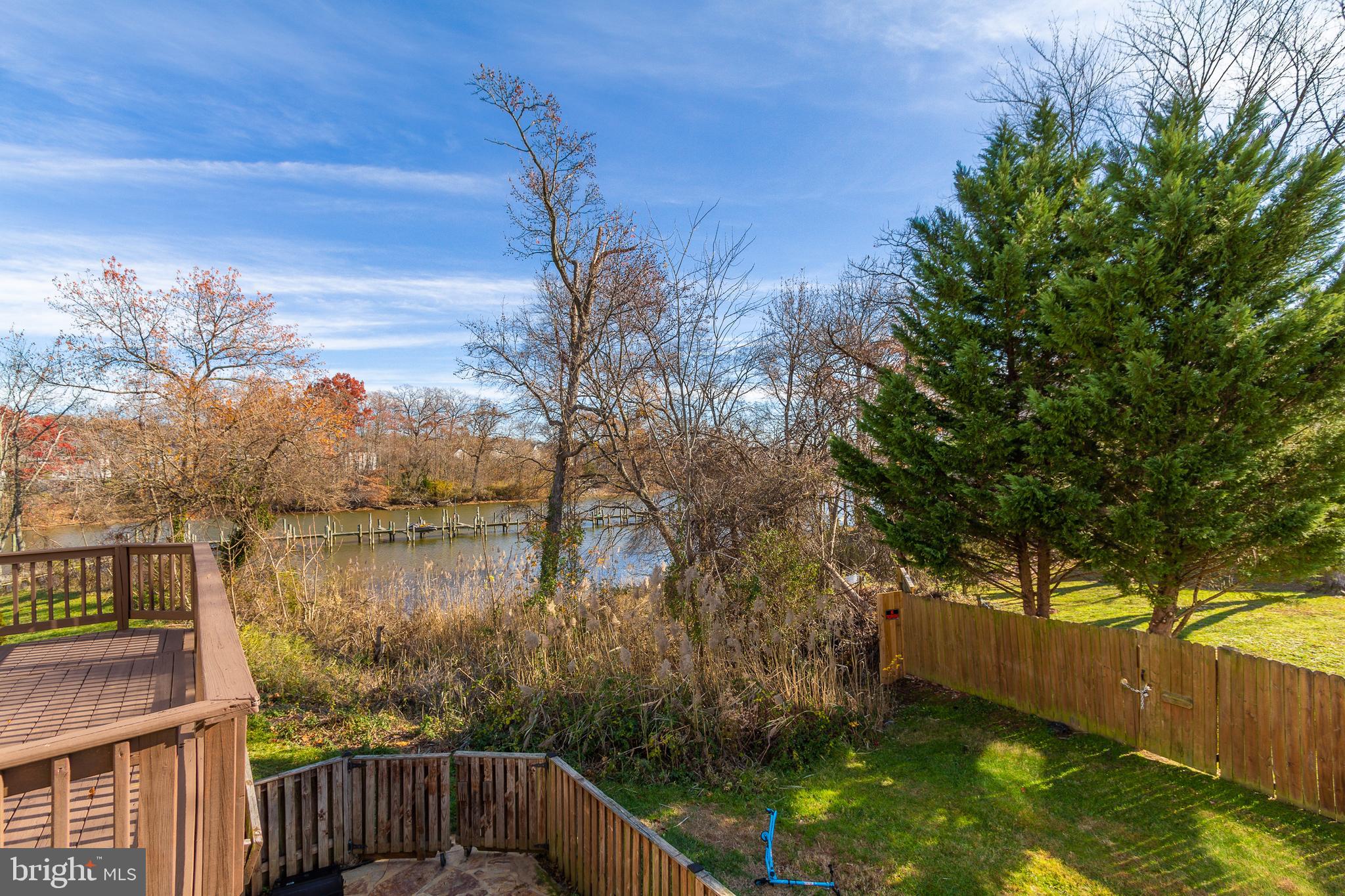 MARINER'S COVE - Residential