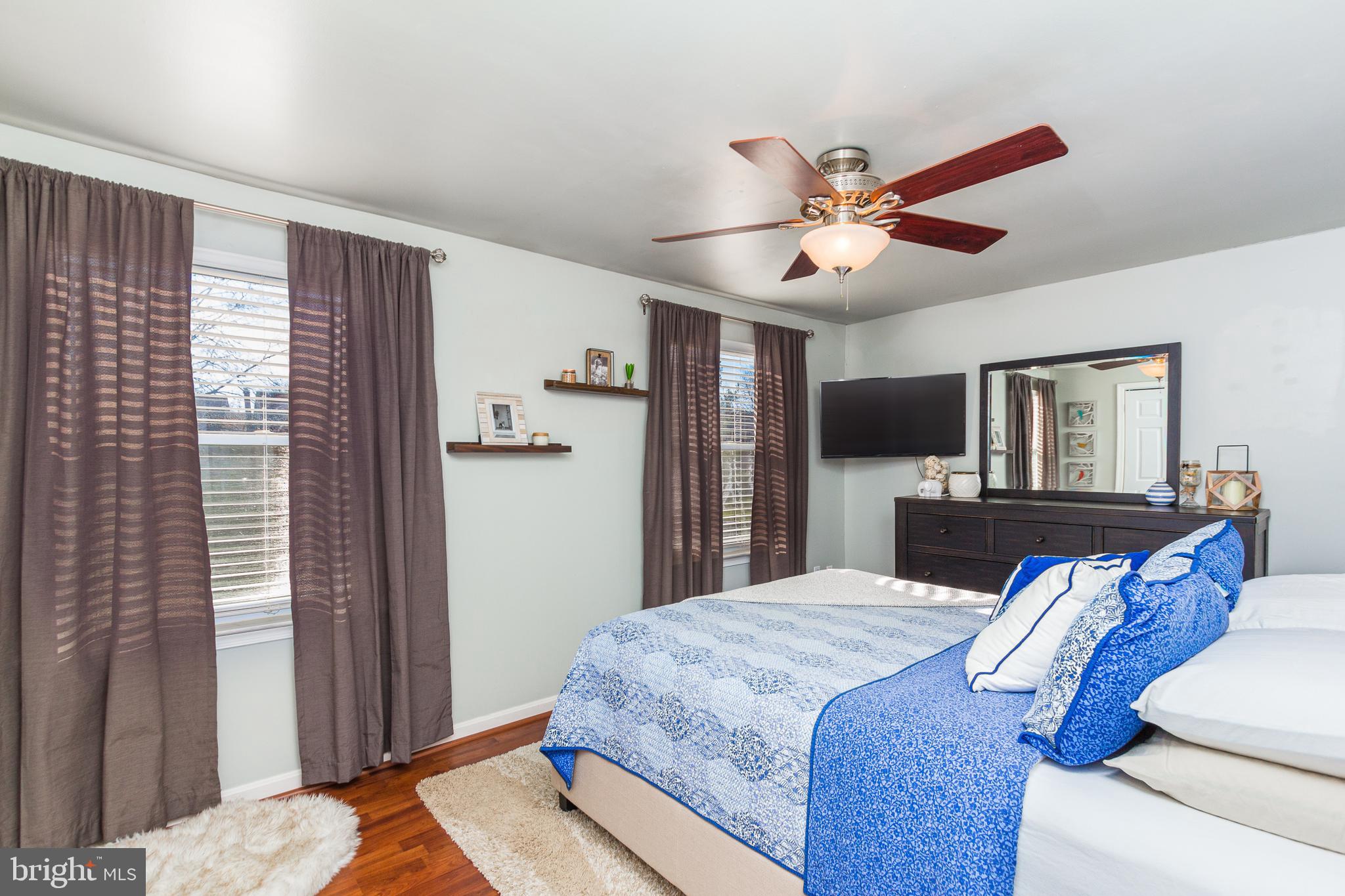 MARINER'S COVE - Residential
