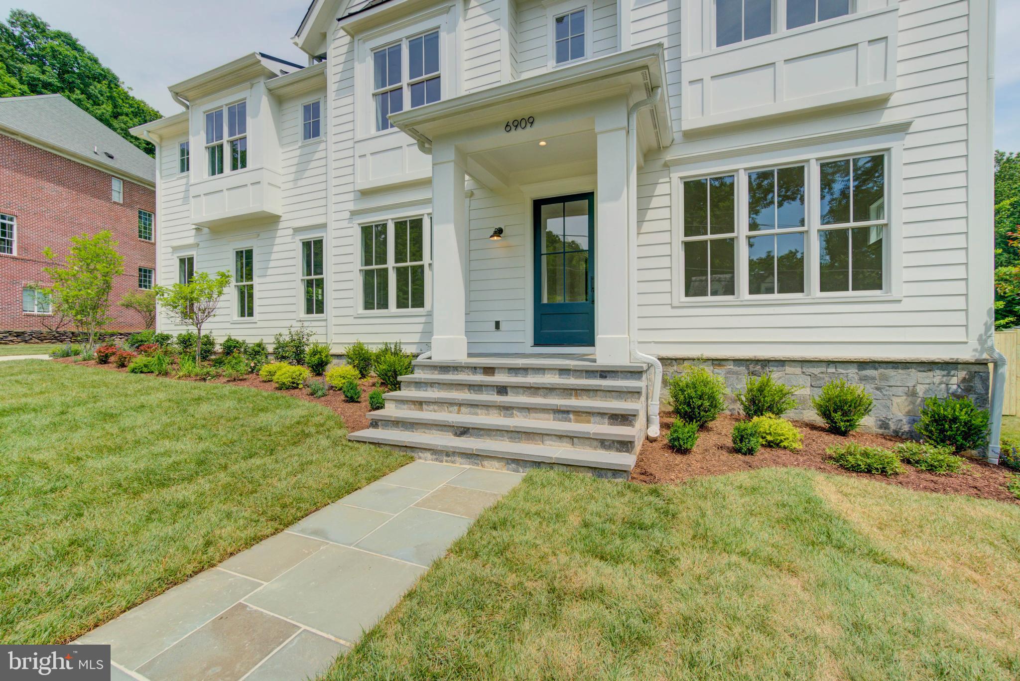 POTOMAC OUTSIDE - Residential