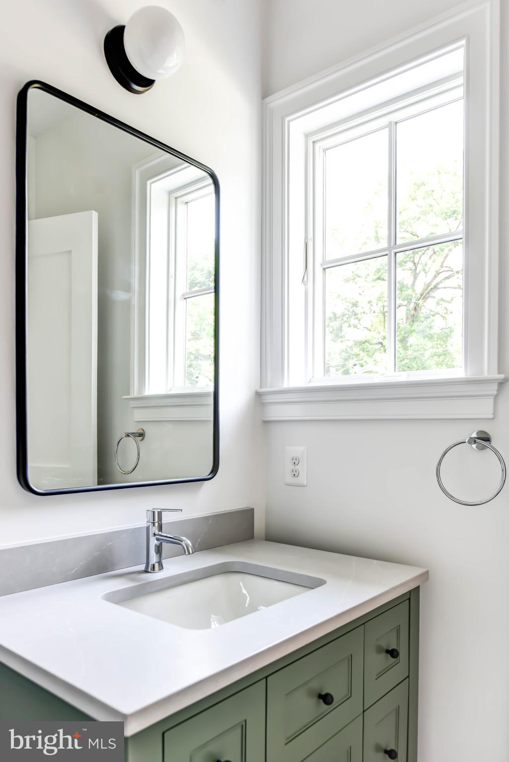 POTOMAC OUTSIDE - Residential