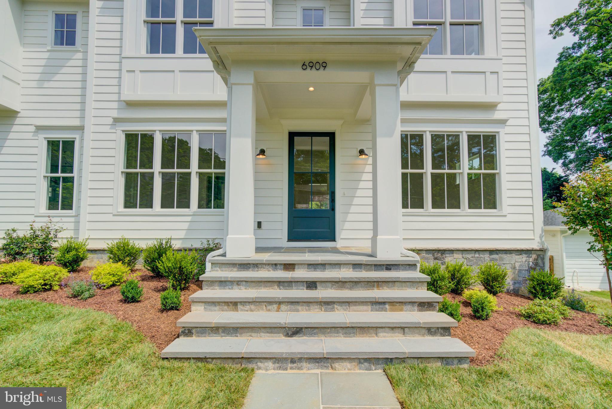 POTOMAC OUTSIDE - Residential