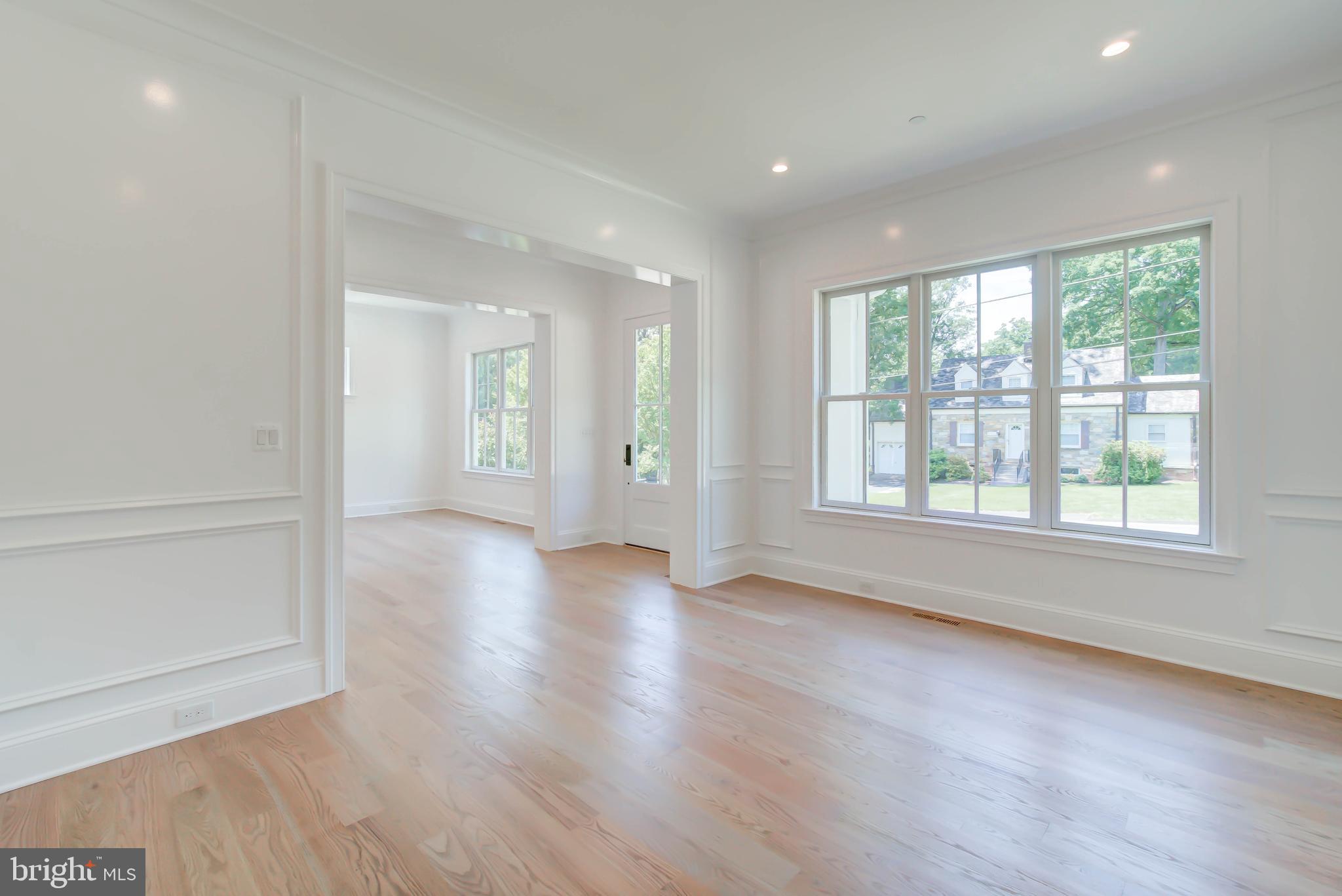 POTOMAC OUTSIDE - Residential