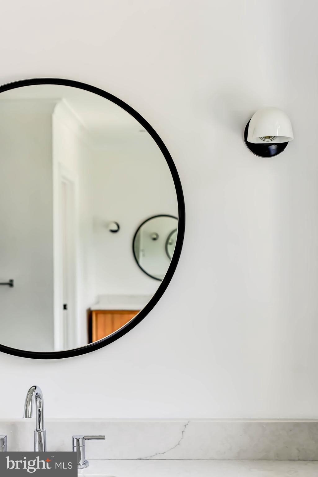 POTOMAC OUTSIDE - Residential