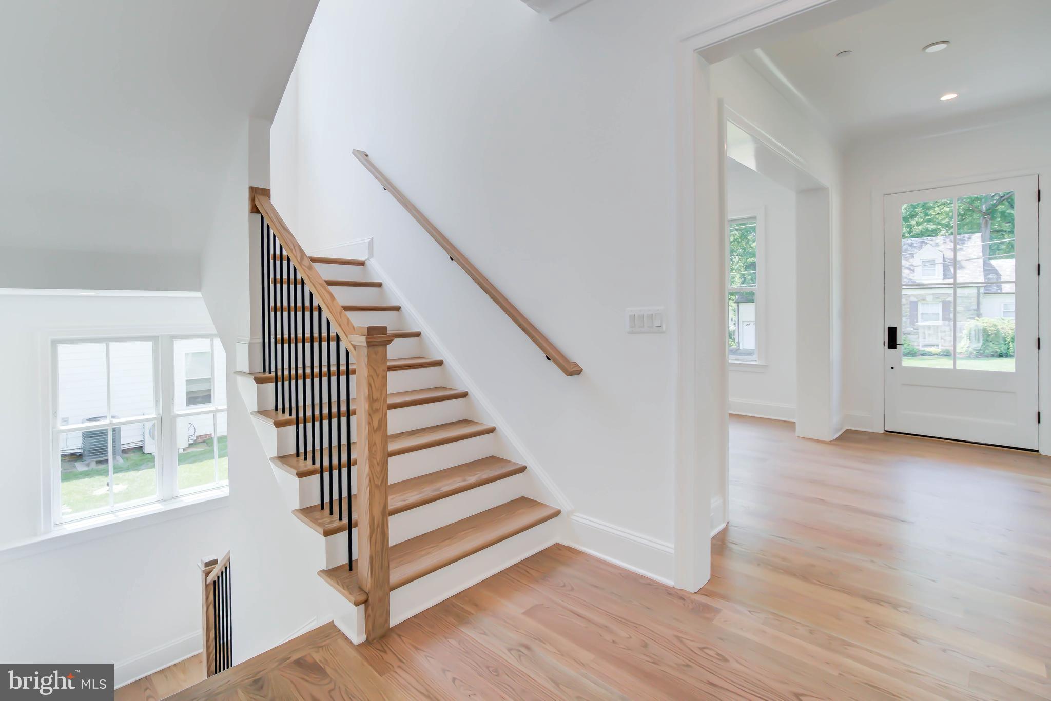 POTOMAC OUTSIDE - Residential