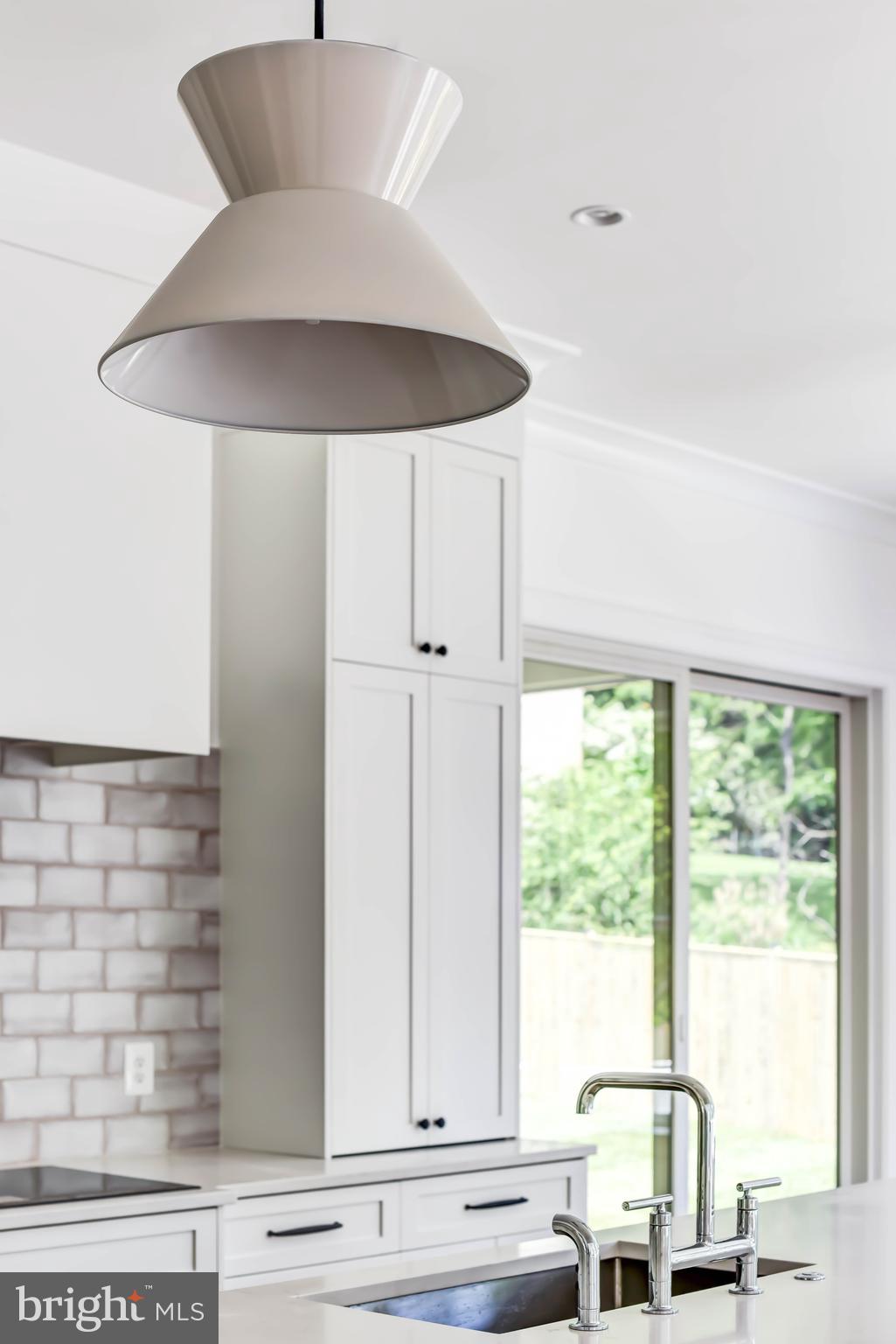 POTOMAC OUTSIDE - Residential