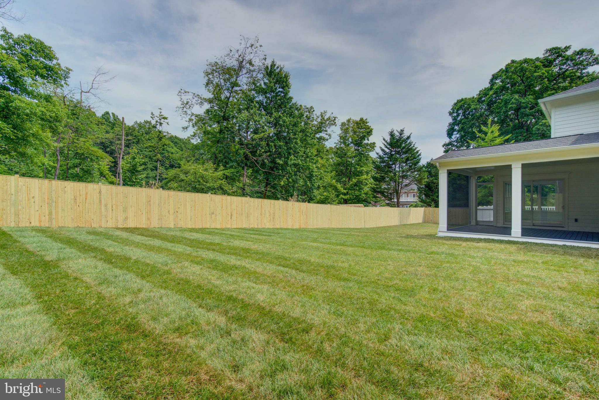 POTOMAC OUTSIDE - Residential