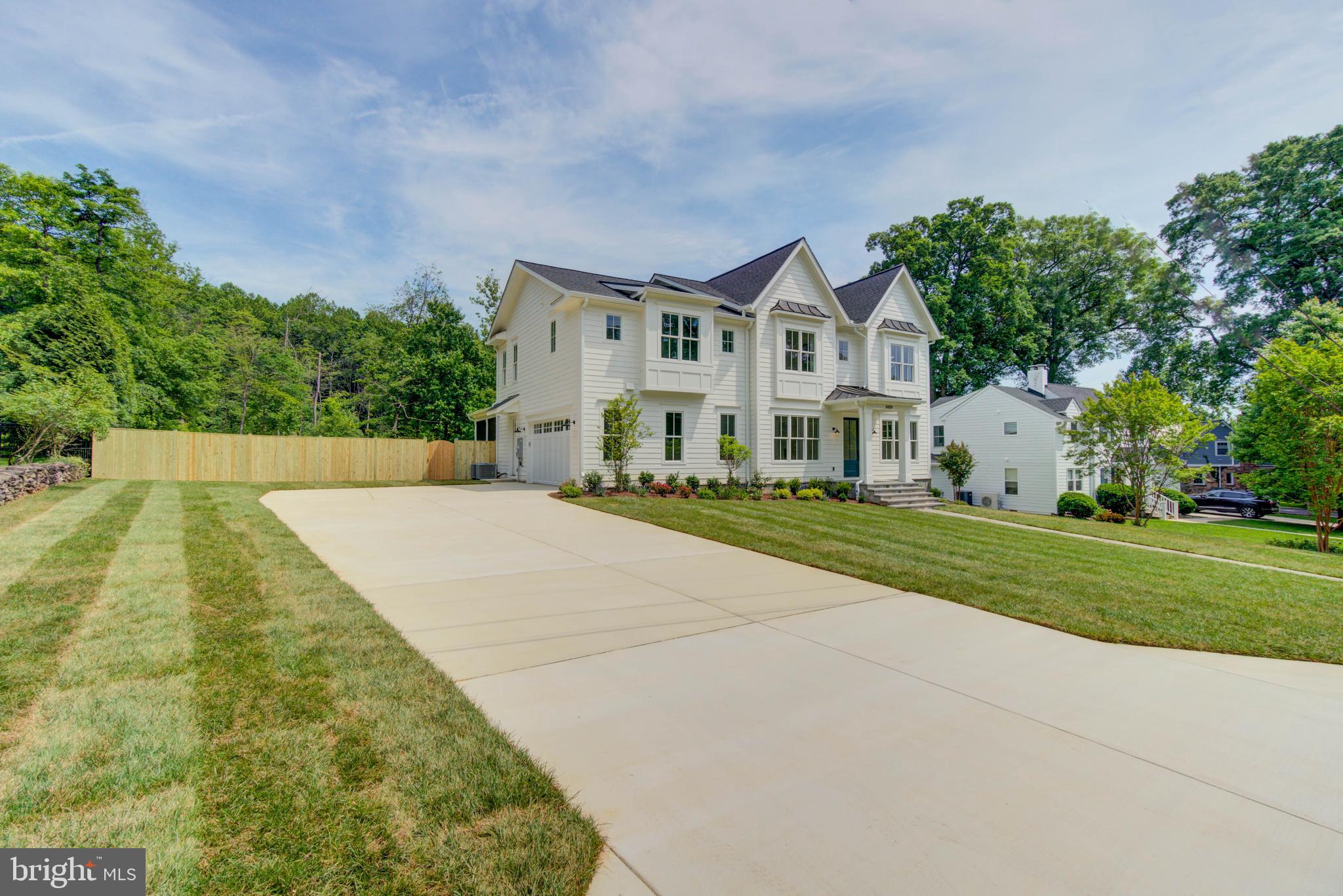 POTOMAC OUTSIDE - Residential