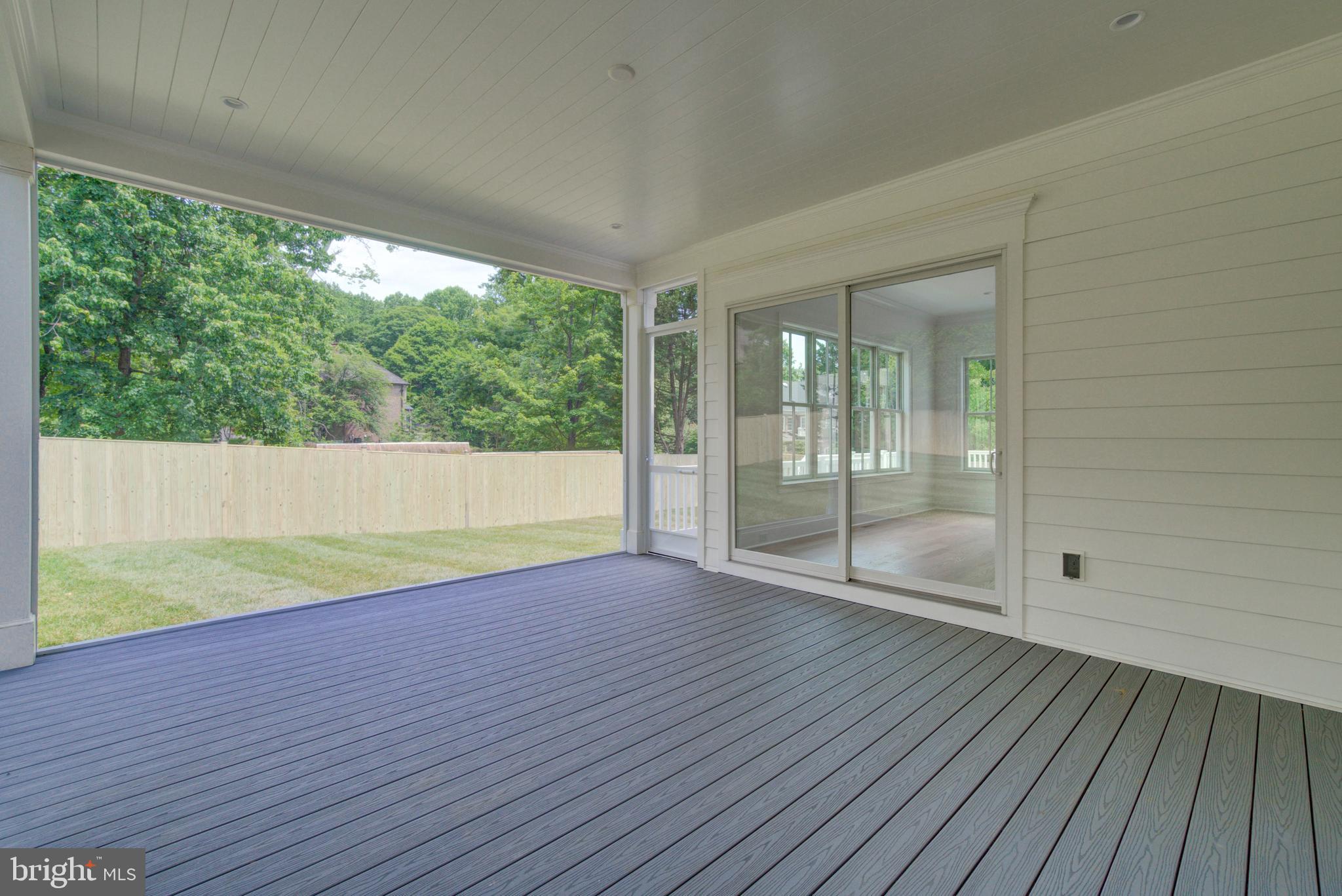 POTOMAC OUTSIDE - Residential