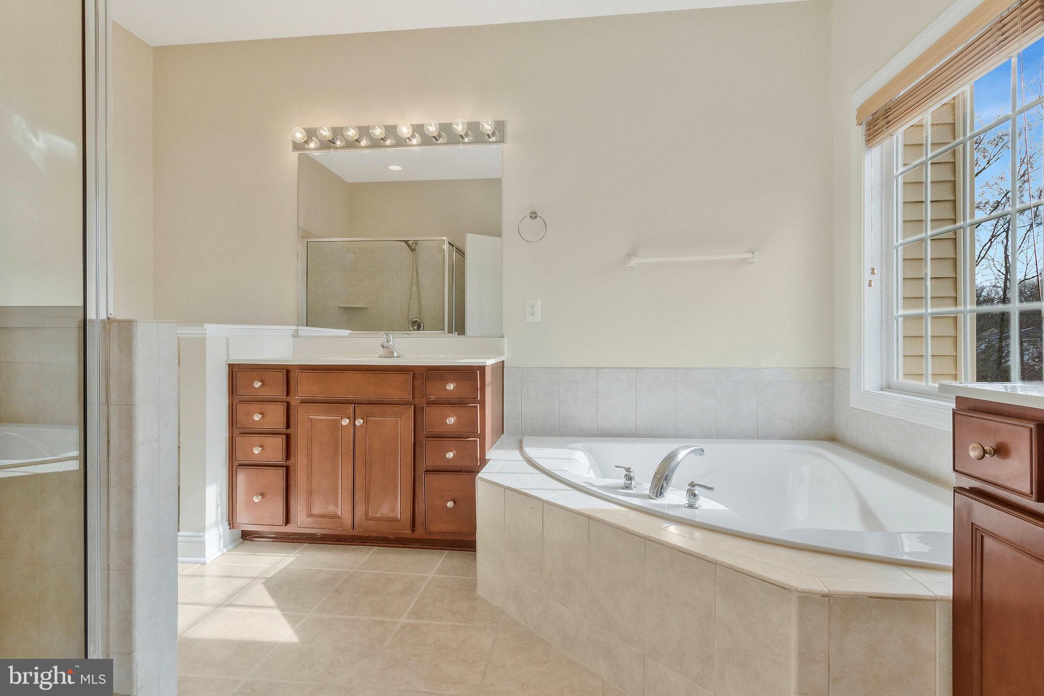 VILLAGES OF PIEDMONT - Residential Lease