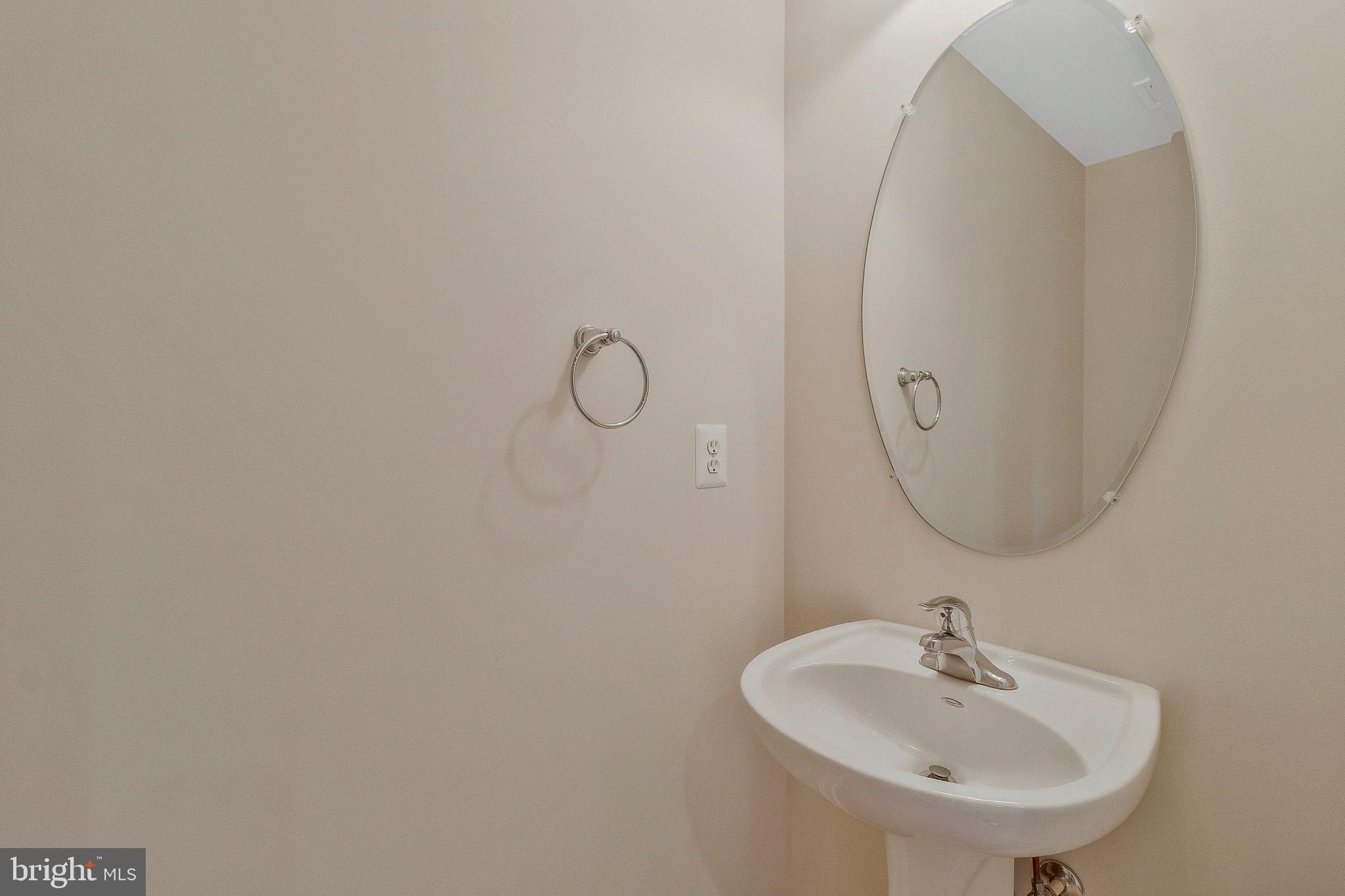 VILLAGES OF PIEDMONT - Residential Lease