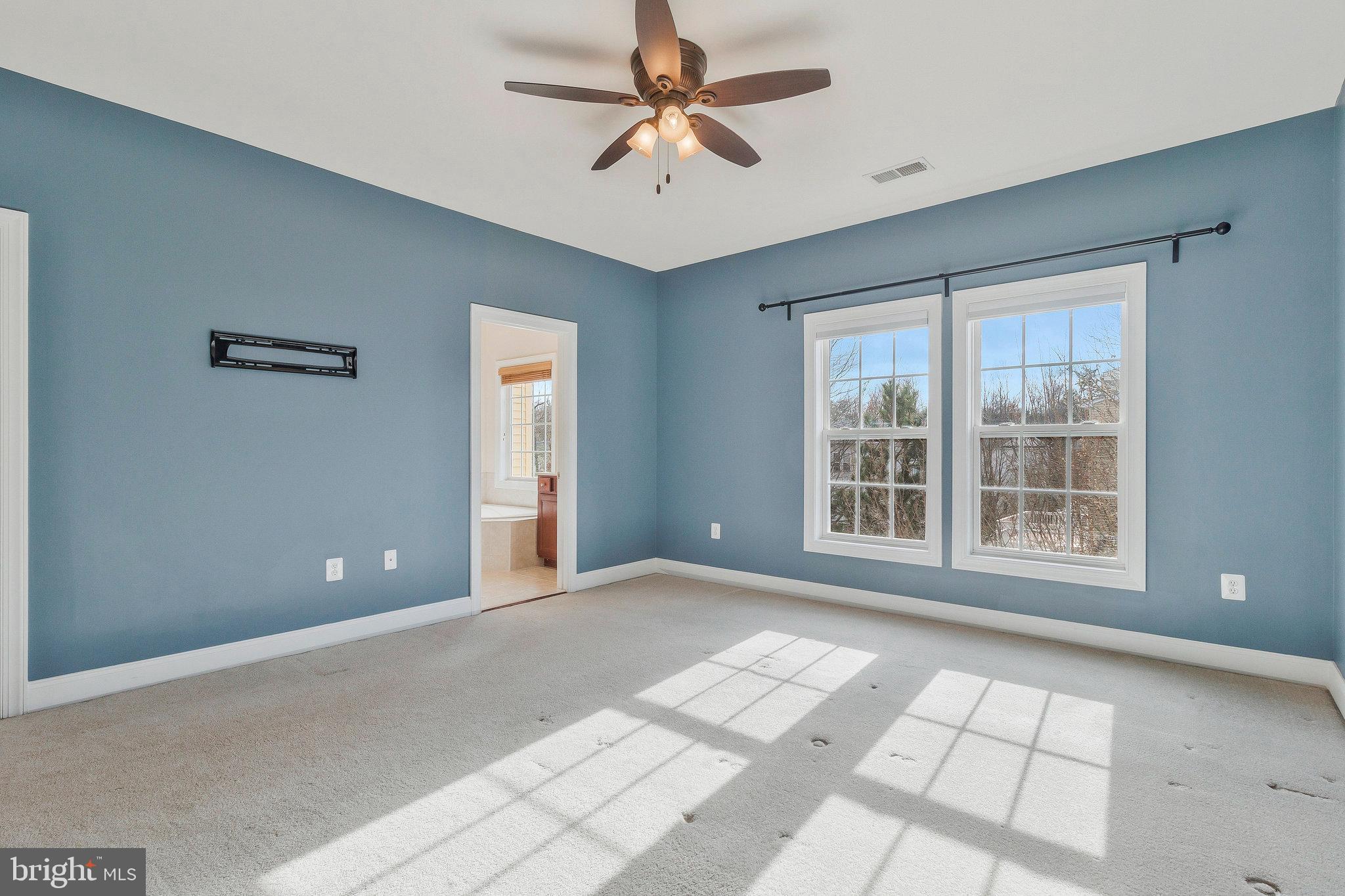 VILLAGES OF PIEDMONT - Residential Lease