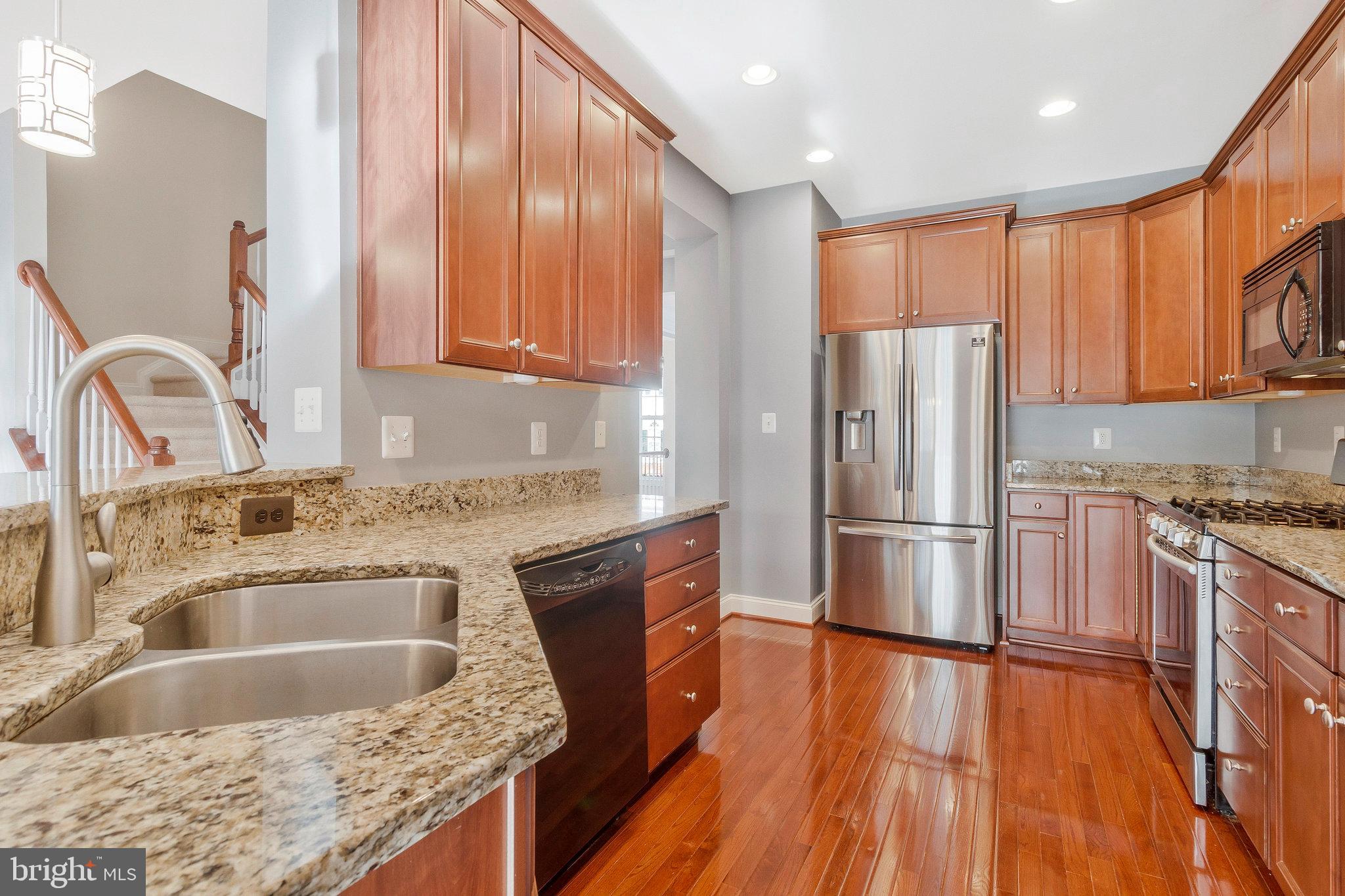 VILLAGES OF PIEDMONT - Residential Lease