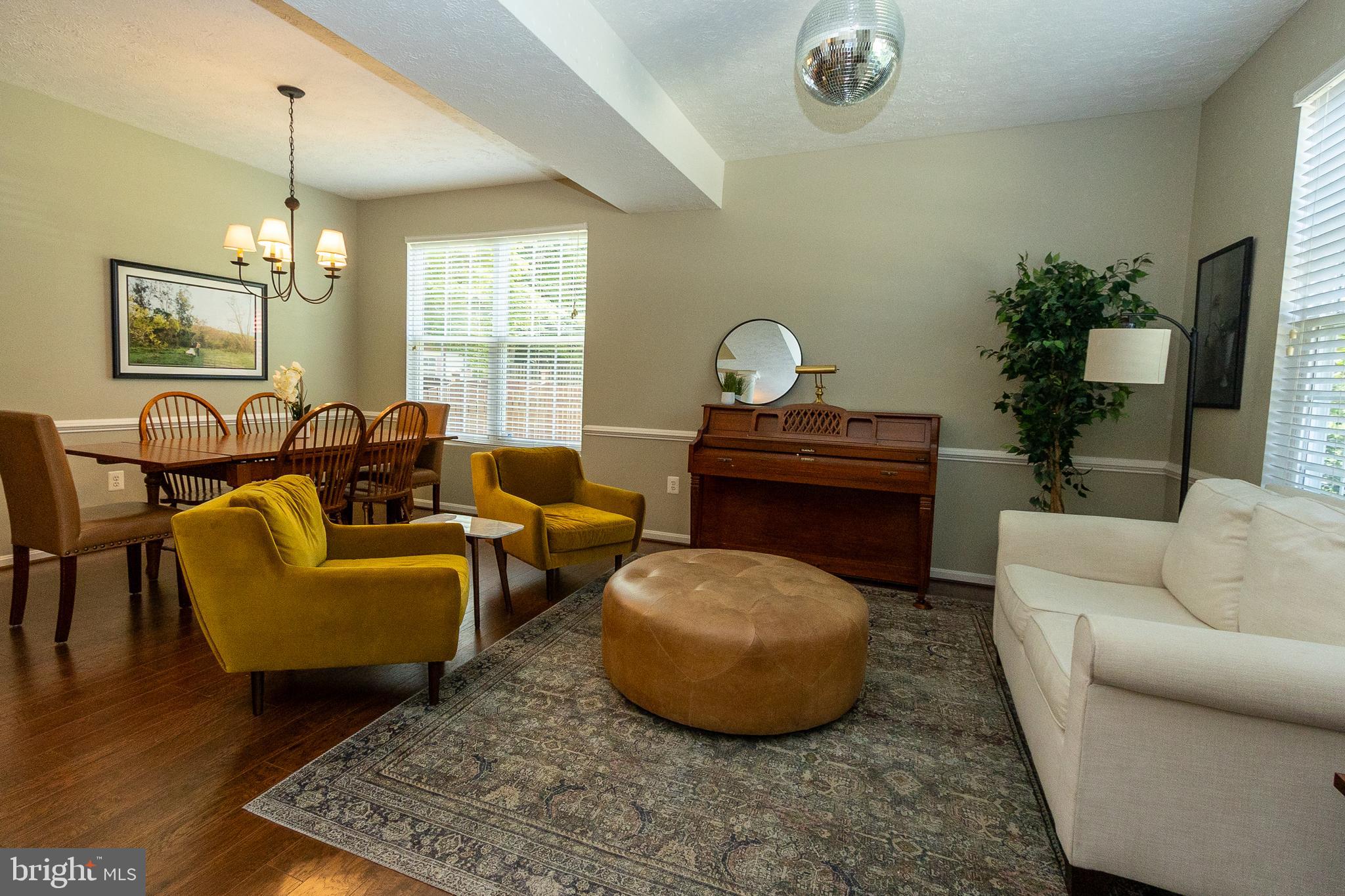 CEDAR COVE - Residential