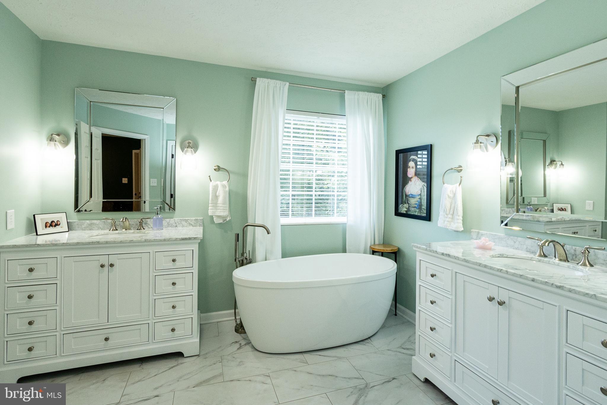 CEDAR COVE - Residential