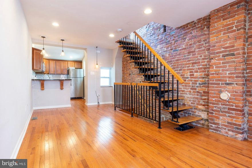 Available Early June:

Discover the comfort of 1576 E Hewson St! This 1 bedroom, 1 bathroom home features hardwood floors, recessed lighting, an exposed brick wall, and a private patio. Sunlight greets you as you step through the door into the open floor plan with a staircase and exposed brick wall. Hardwood floors and recessed lighting flow through the space. The large kitchen boasts white tile backsplash, tons of counter space and lovely wood cabinetry above and below for storage, and stainless steel appliances including a gas oven/stove, built-in microwave, dishwasher, and refrigerator. You can access your private, fenced in backyard - perfect for entertaining in the warmer months! Head upstairs to view the beautiful full bathroom featuring a shower-tub combo with white subway tiling and a vanity with storage space. The bedroom at the front of the home offers great closet space, hardwood floors, a green accent wall, recessed lighting, and a ceiling fan for added comfort. Your partially finished basement has in-unit washer/dryer and even room for storage. Schedule your showing today!

Lease Terms:

Generally, 1st month, 12th month, and 1 month security deposit due at, or prior to, lease signing. Other terms may be required by Landlord. $55 application fee per applicant. Pets are conditional on owner's approval and may require an additional fee, if accepted. (Generally, $500/dog and $250/cat). Maximum weight limit is 60lbs for dogs. Tenants responsible for: electricity, gas, cable/internet, and water. Landlord Requirements: Applicants to make 3x the monthly rent in verifiable net income, credit history to be considered (i.e. no active collections), no evictions within the past 4 years, and must have a verifiable rental history with on-time rental payments. Exceptions to this criteria may exist under the law and will be considered.