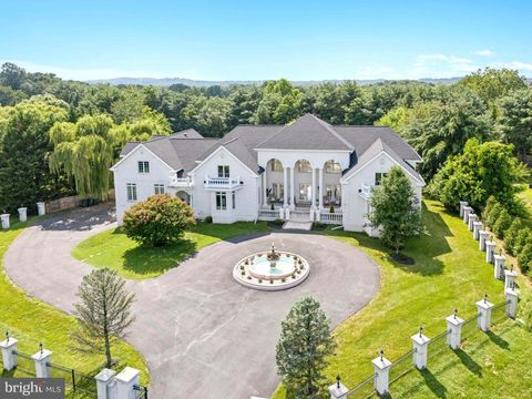 606 BROCKMAN COURT GREAT FALLS VA 22066