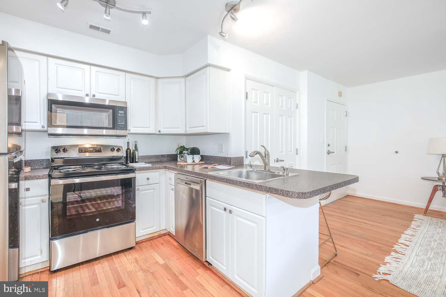 1308 CLIFTON STREET NW 118