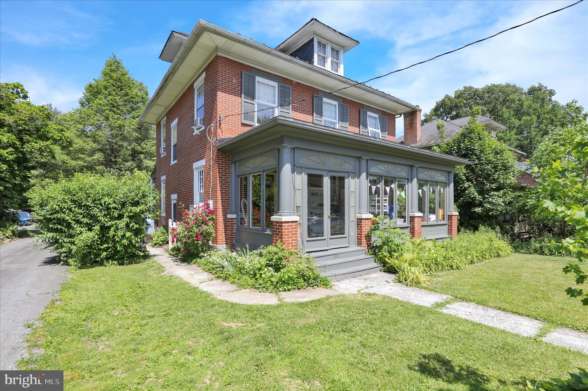 1939 WILLOW STREET PIKE