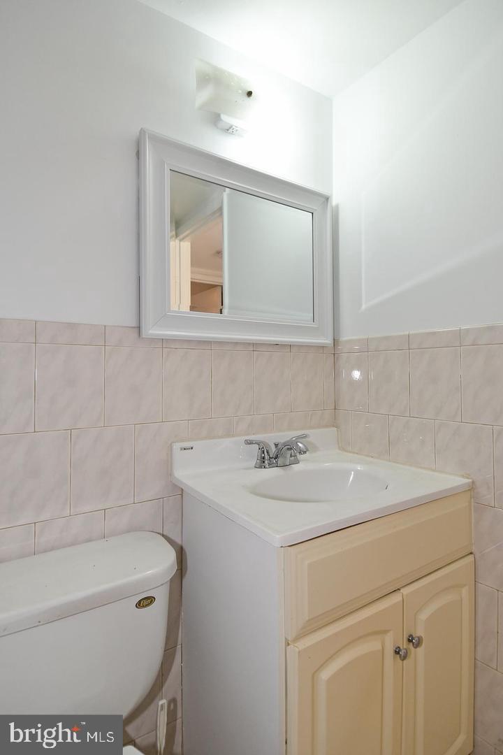 TALLTREE GARDENS - Residential Lease